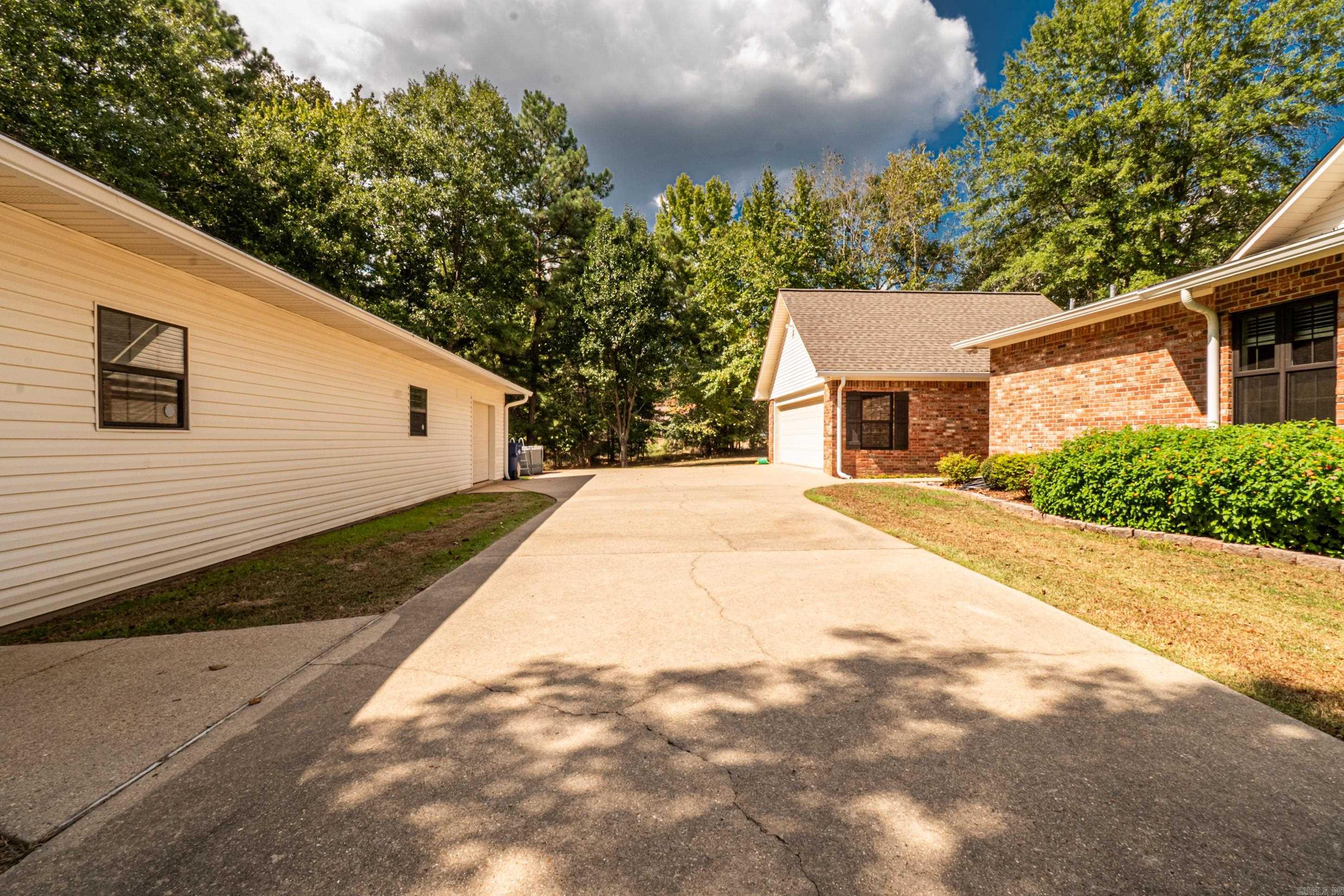 128 Christy Ln Property Photo 35