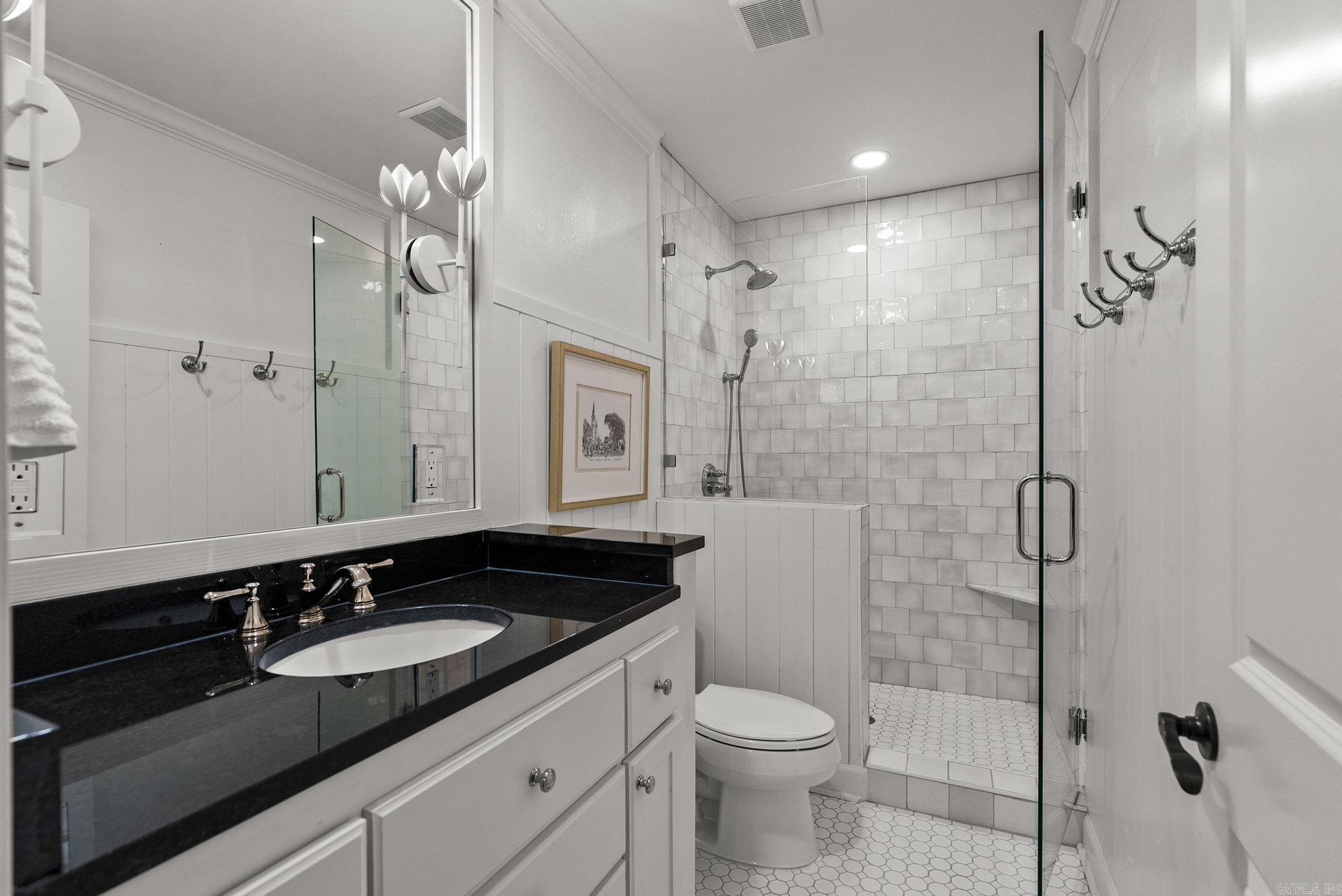 1804 N Jackson Street Property Photo 32
