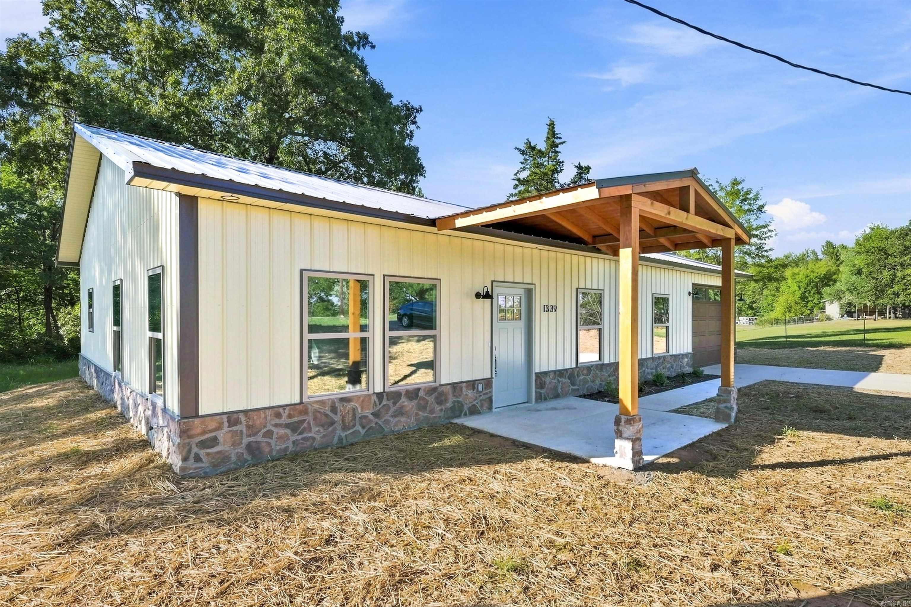 1339 Ar 36 Property Photo 3