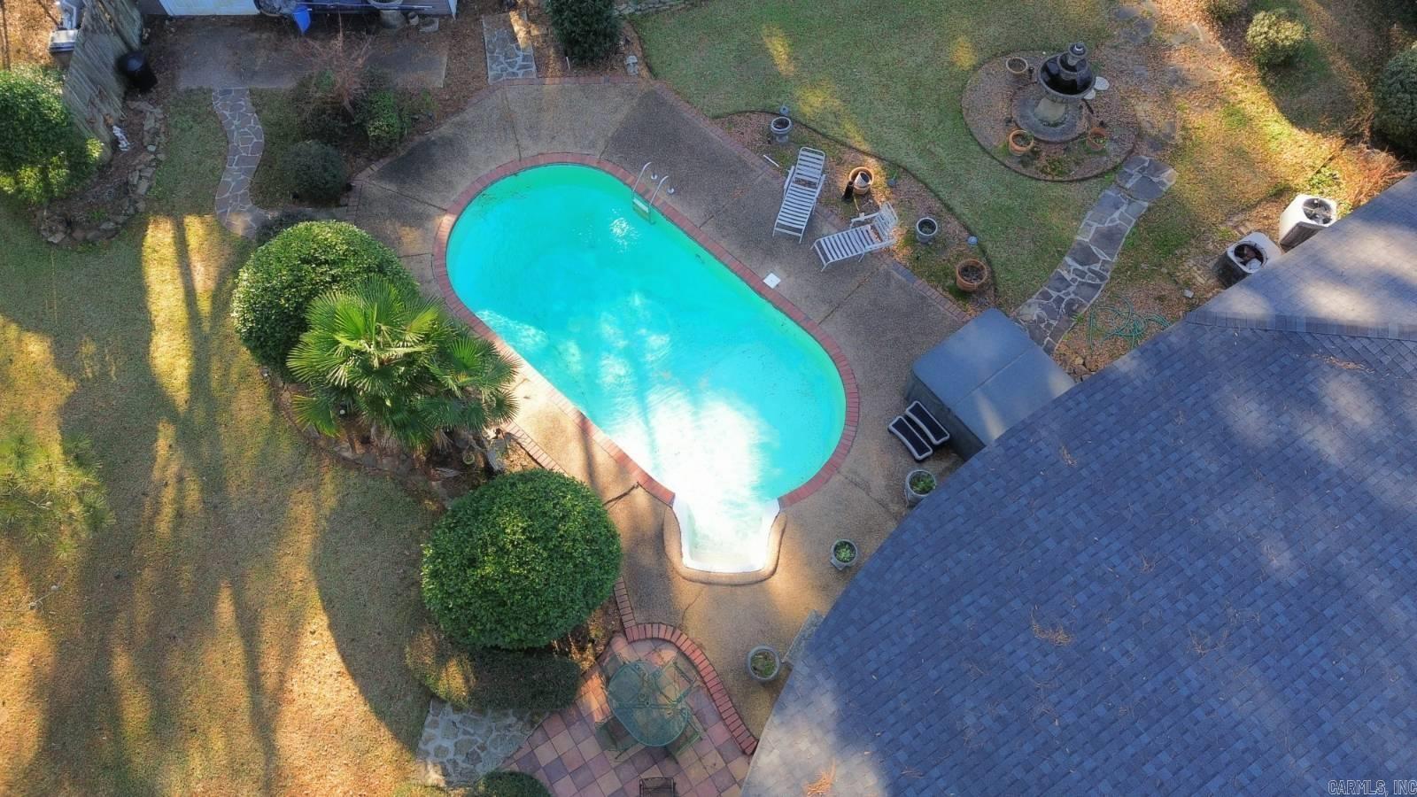 1107 Lawton Property Photo 6