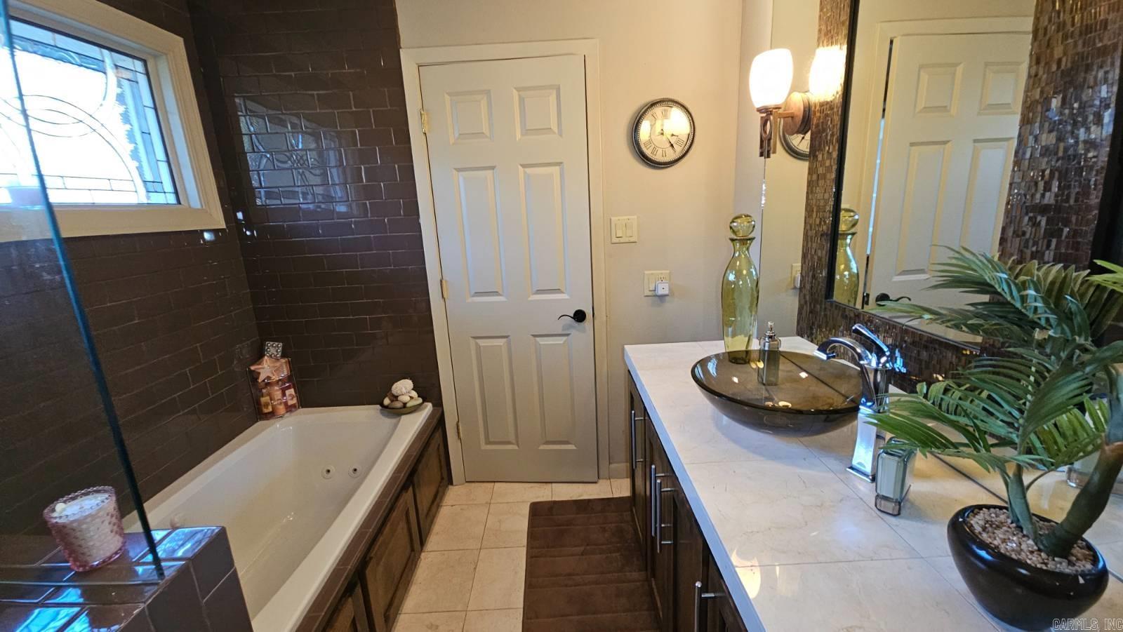 1107 Lawton Property Photo 22