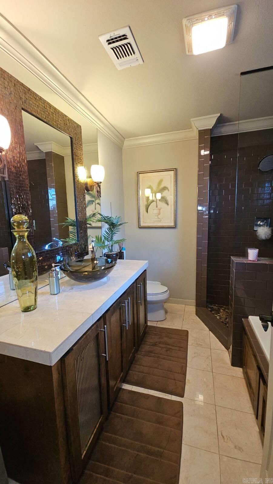 1107 Lawton Property Photo 23