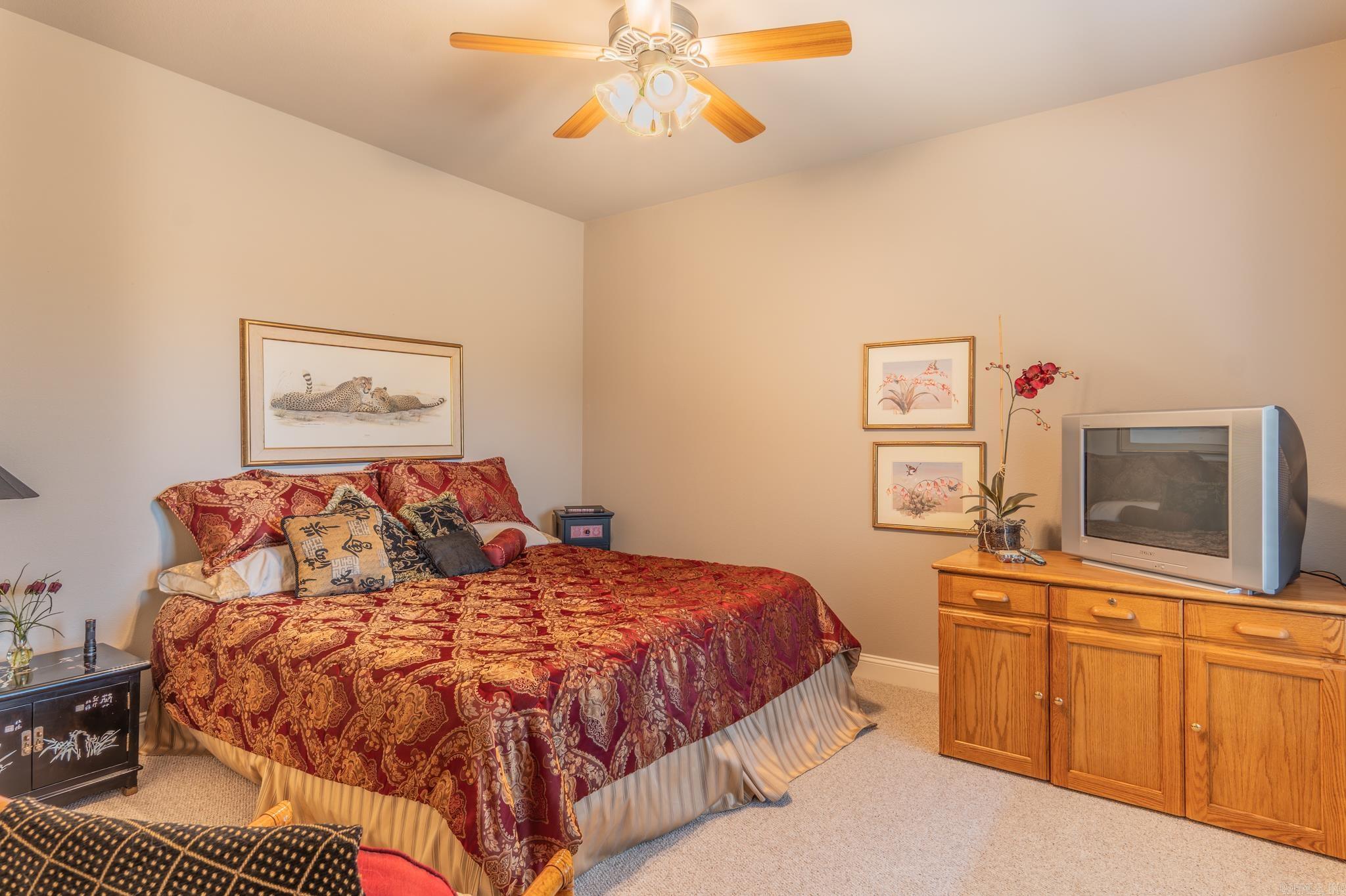 137 Mesero Way Property Photo 35