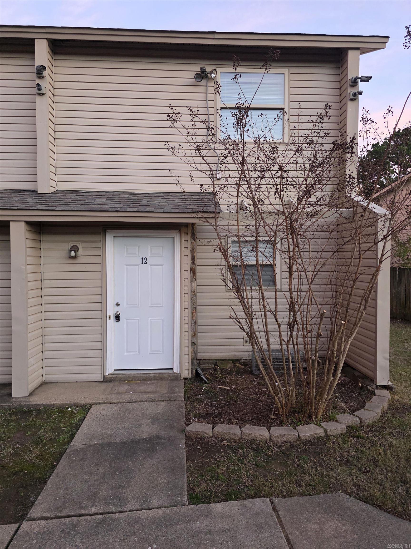 10 Edgehill Cove Property Photo 2