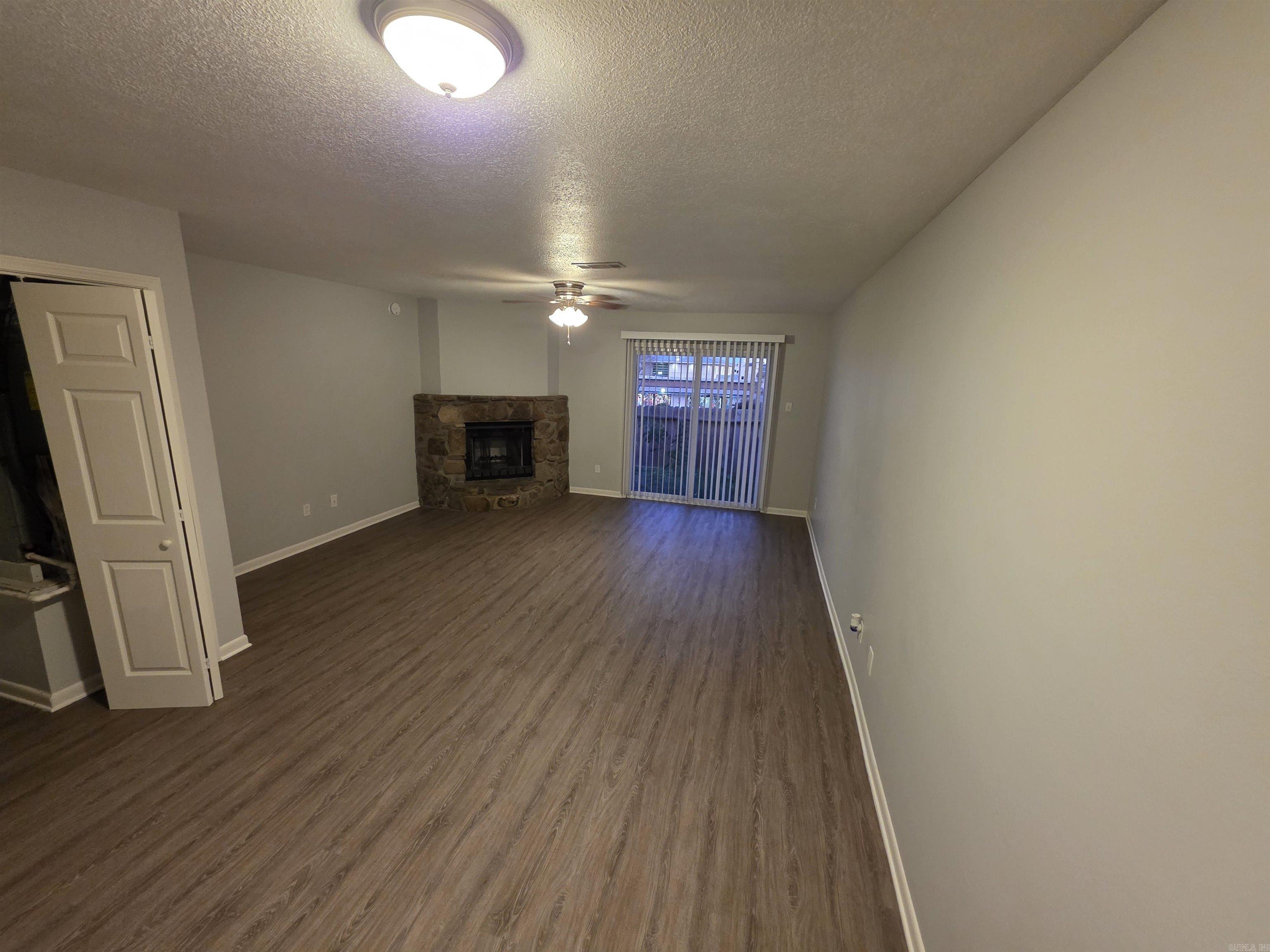 10 Edgehill Cove Property Photo 4