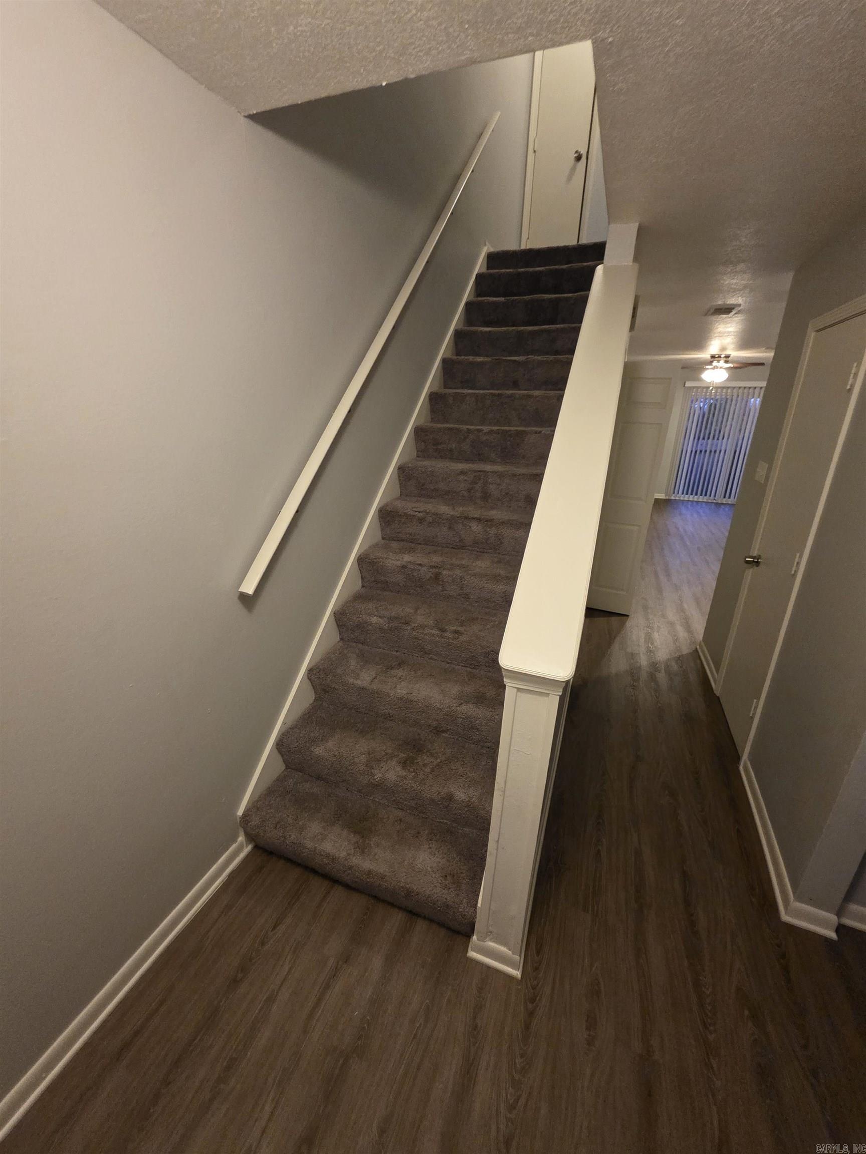 10 Edgehill Cove Property Photo 8