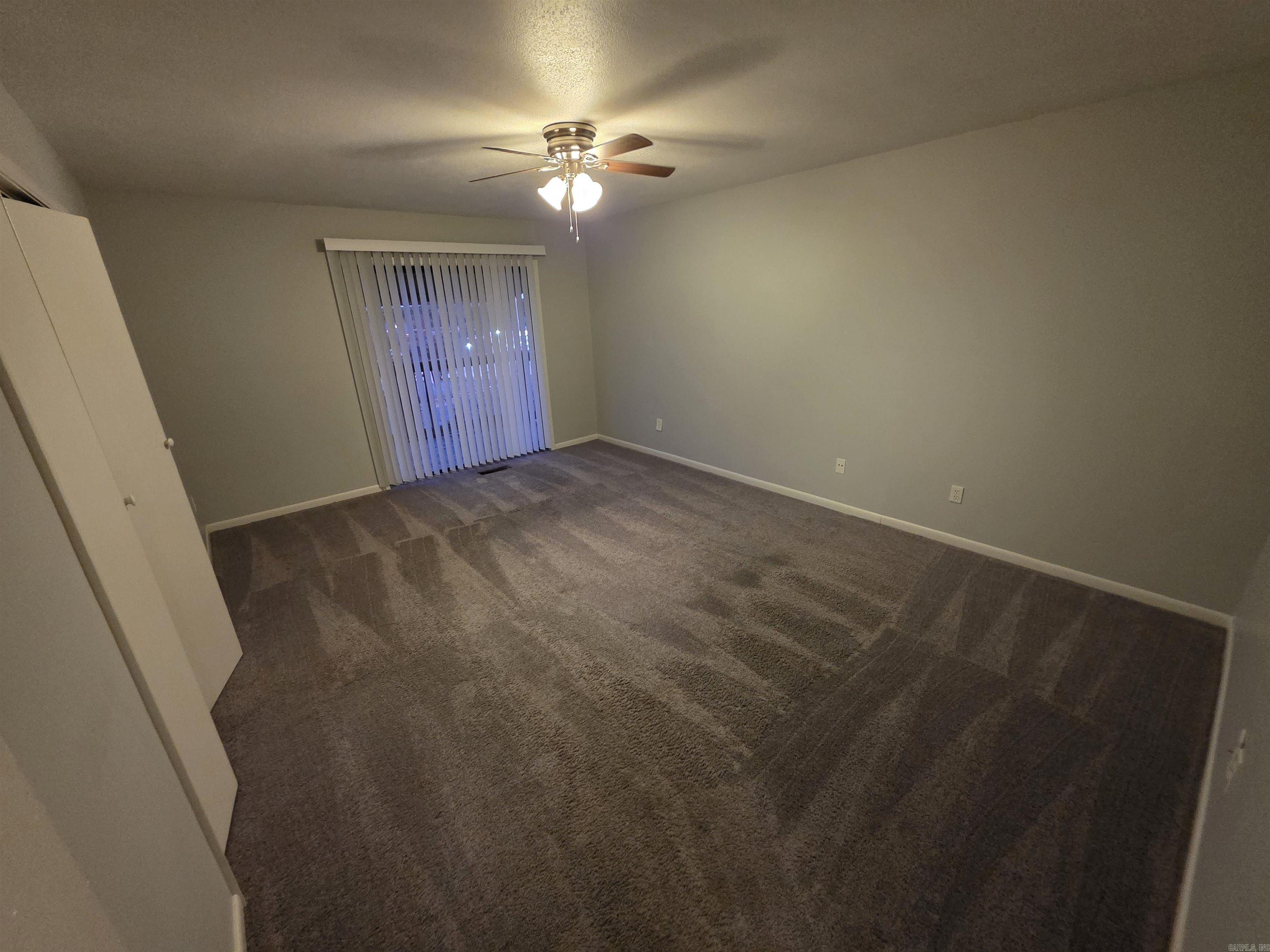 10 Edgehill Cove Property Photo 11