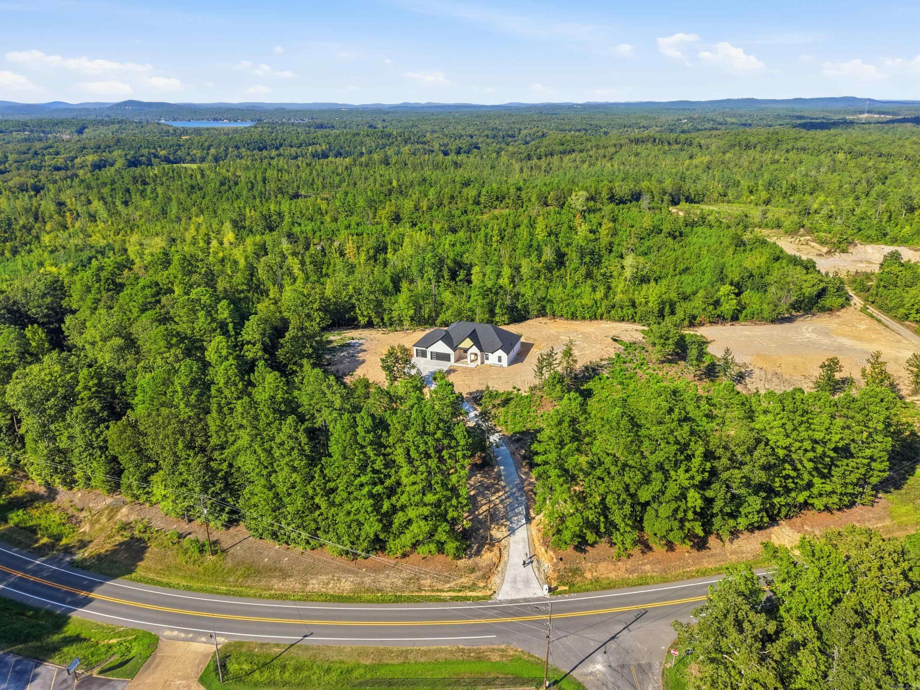 957 Hwy 128 Property Photo 4