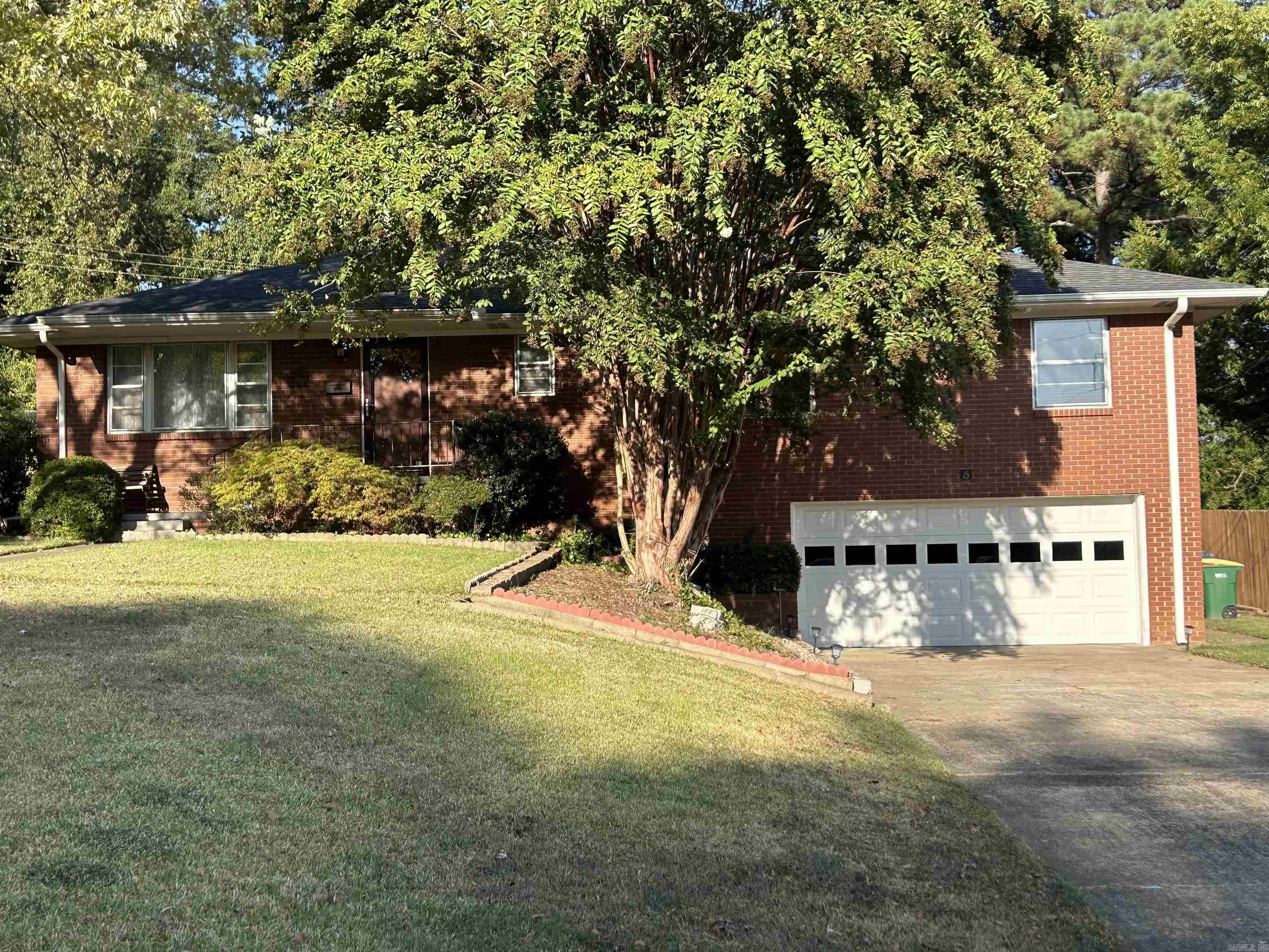 5 Westbrook Cove Property Photo 1