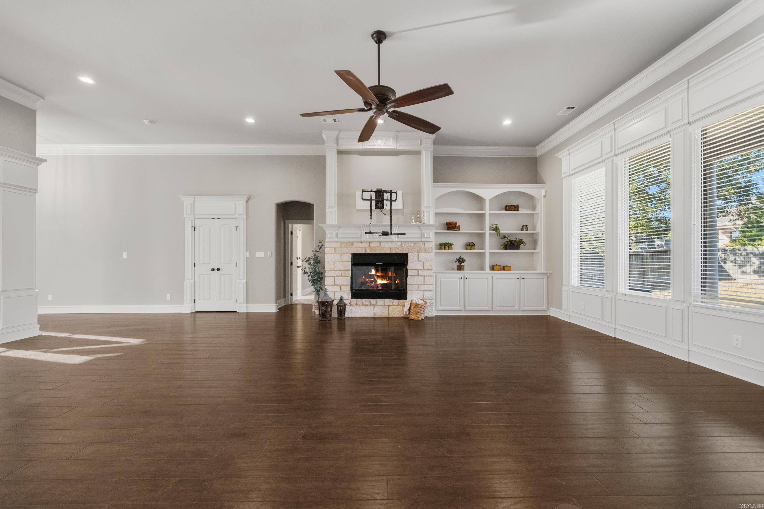 149 Arlington Park Terrace Property Photo 6