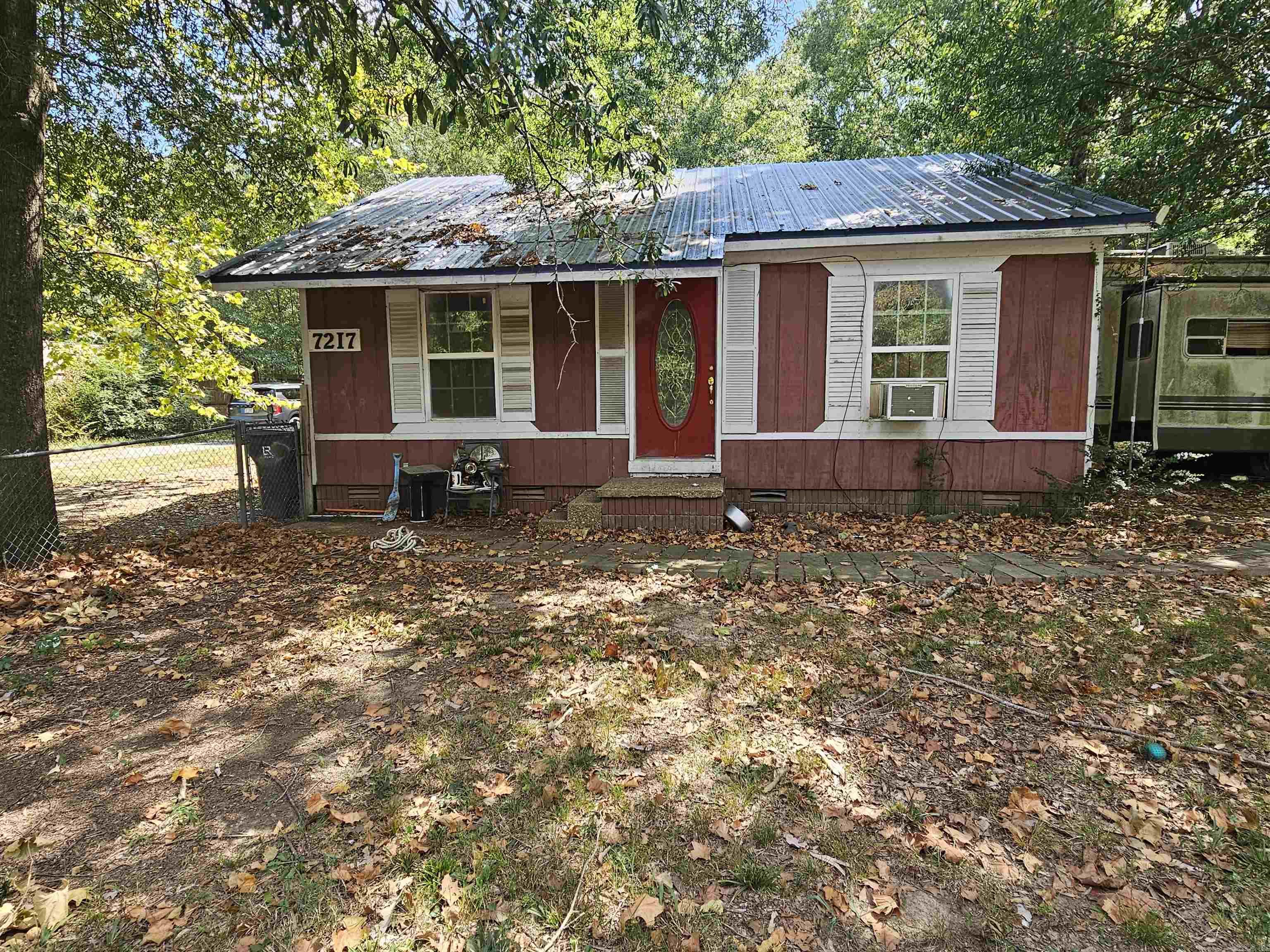 7217/7219 Mabelvale Cut Off Property Photo 1