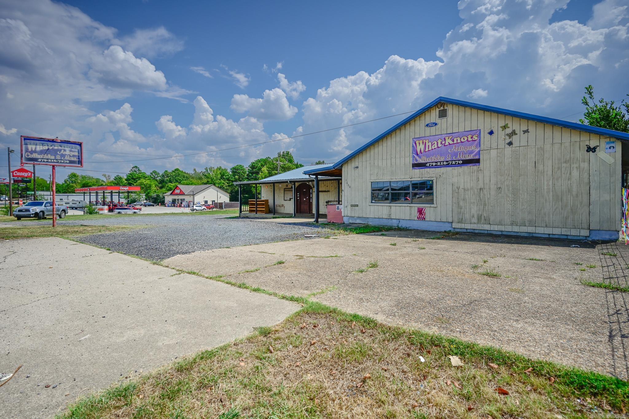 1604 Hwy 71 So. Property Photo 9