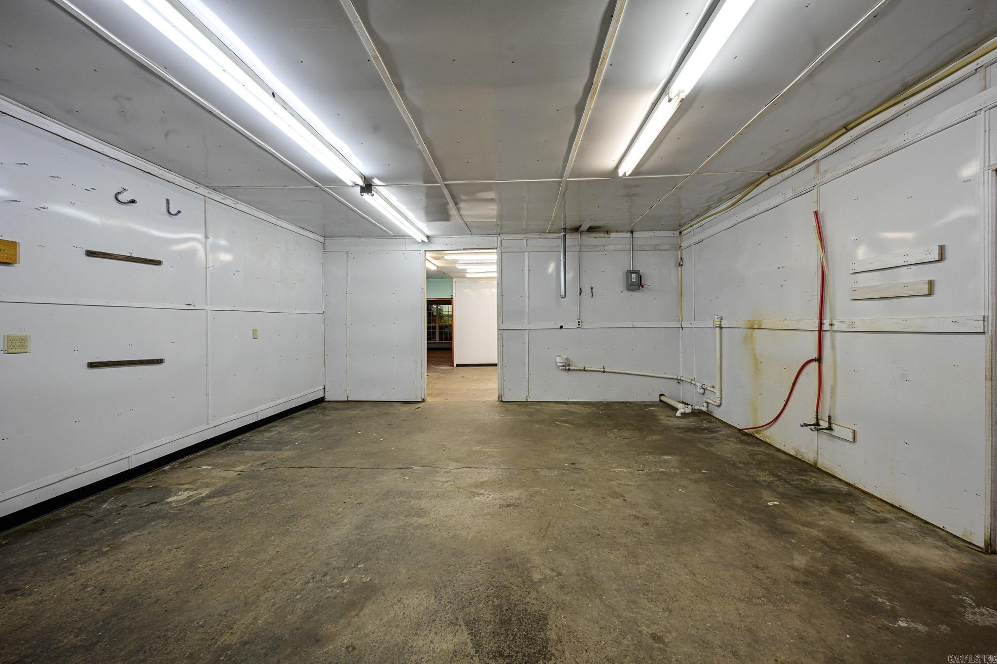 1604 Hwy 71 So. Property Photo 22