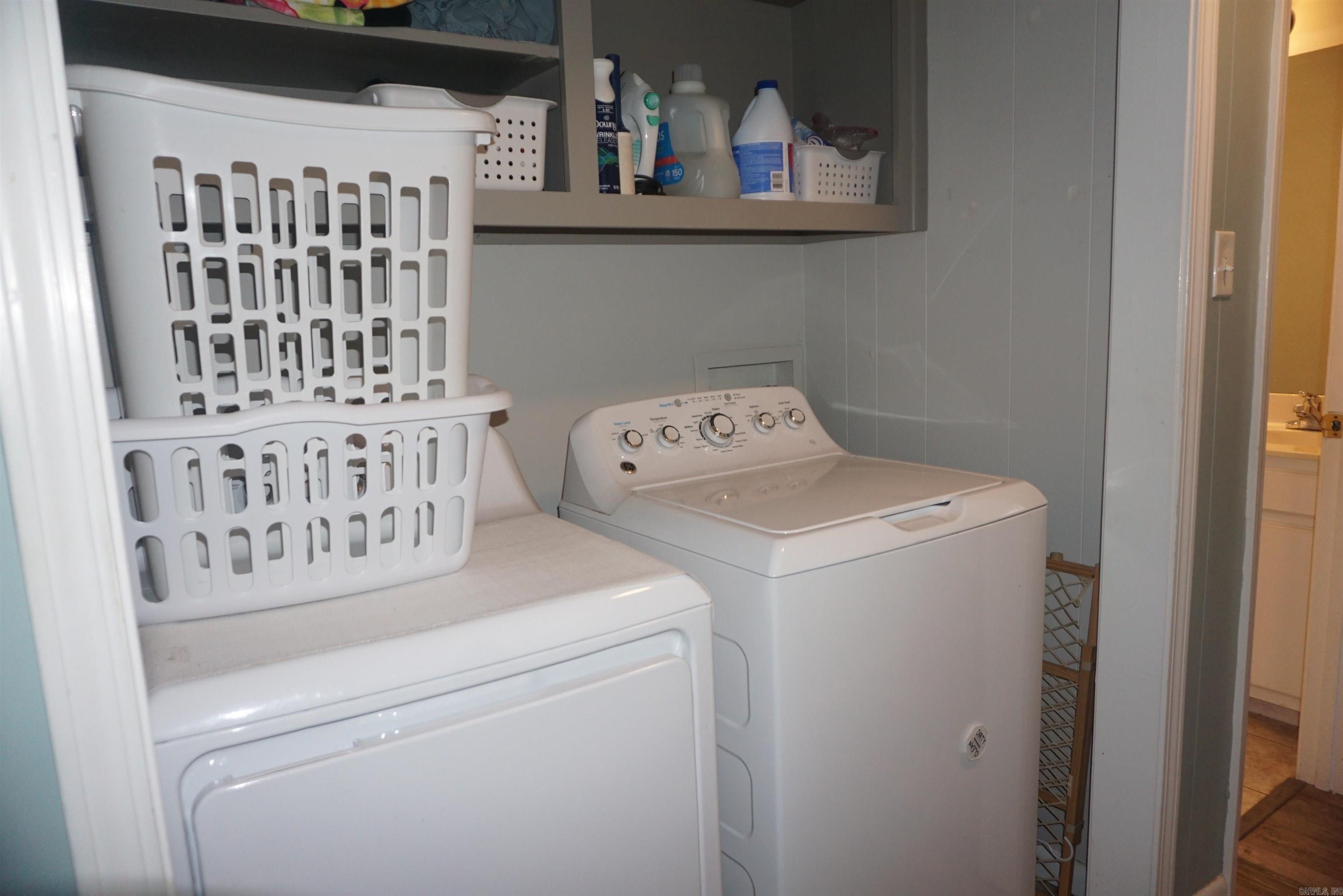 160 Cloverdale Property Photo 23