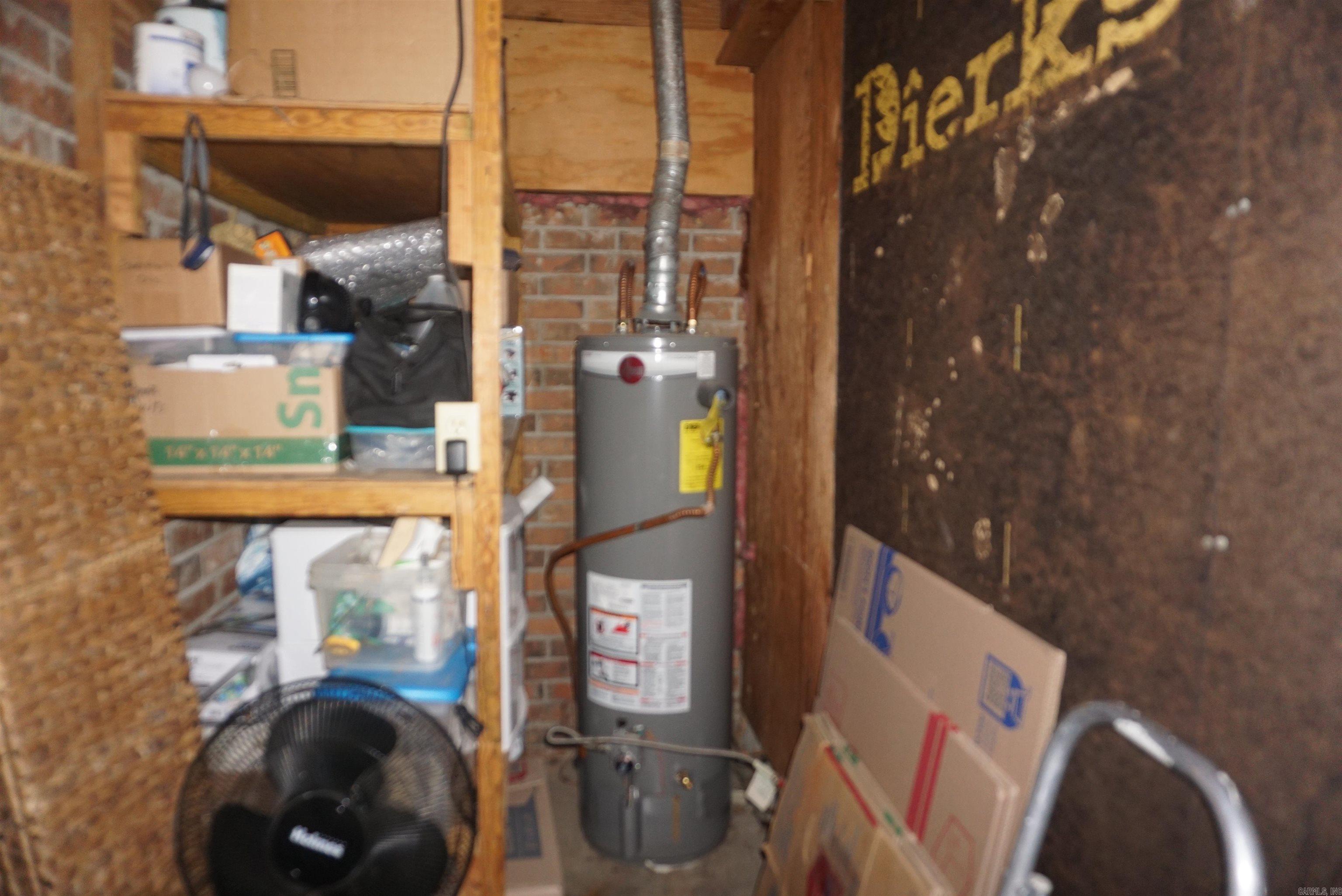 160 Cloverdale Property Photo 28