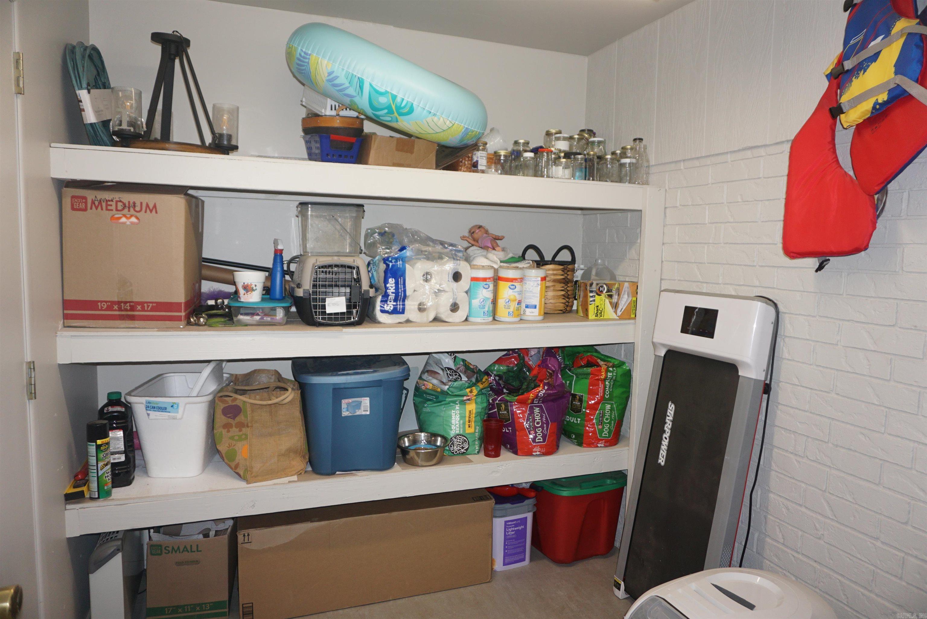 160 Cloverdale Property Photo 29
