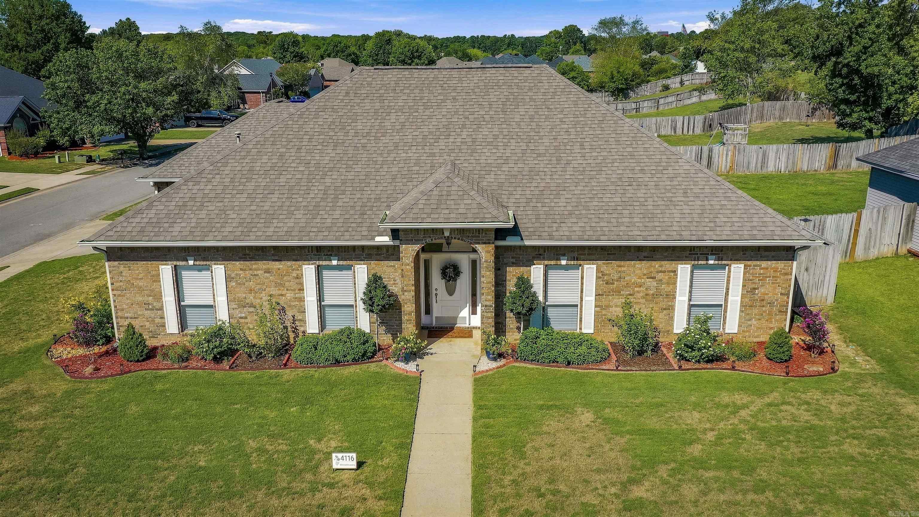 4116 Wildflower Lane Property Photo 6