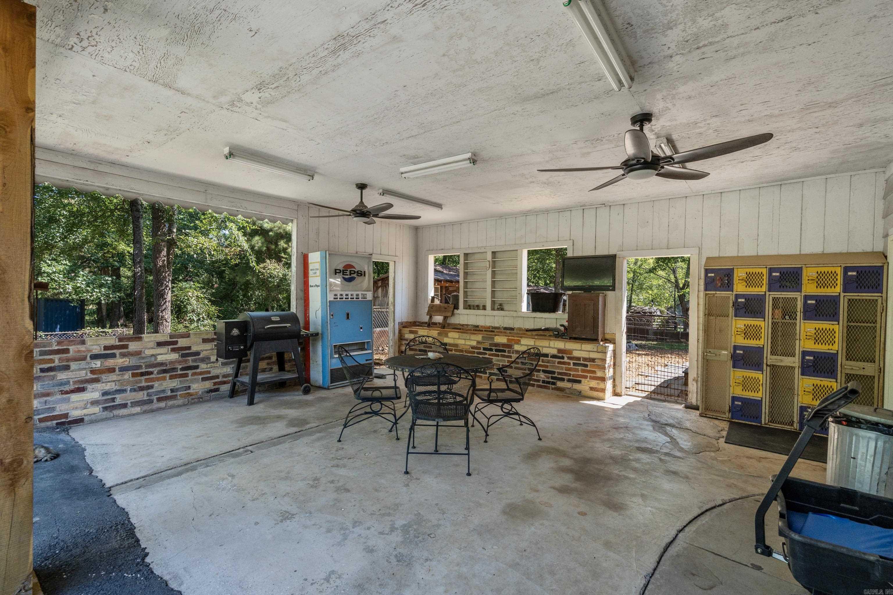 19520 Highway 51 Property Photo 38