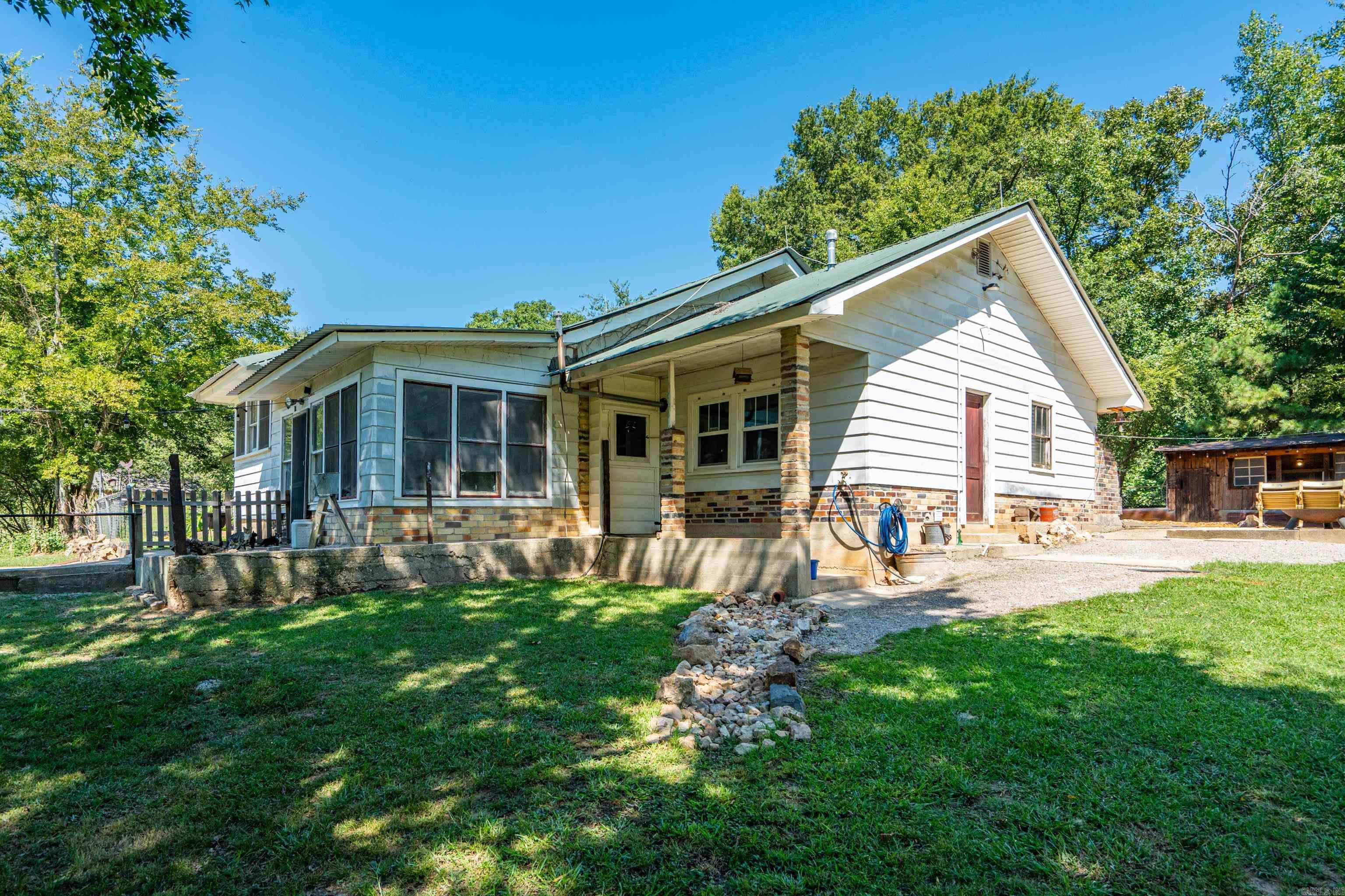 19520 Highway 51 Property Photo 43