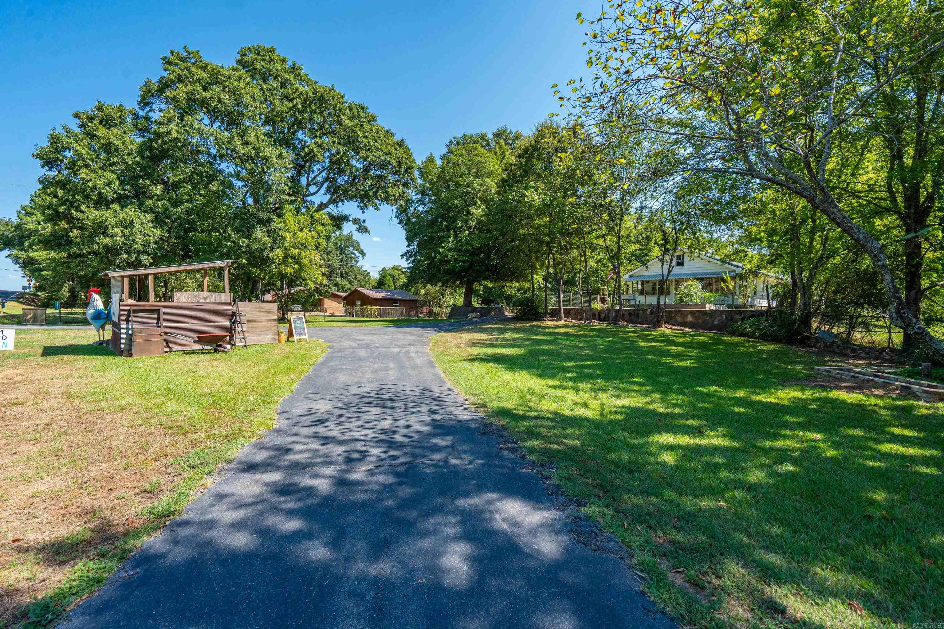 19520 Highway 51 Property Photo 48