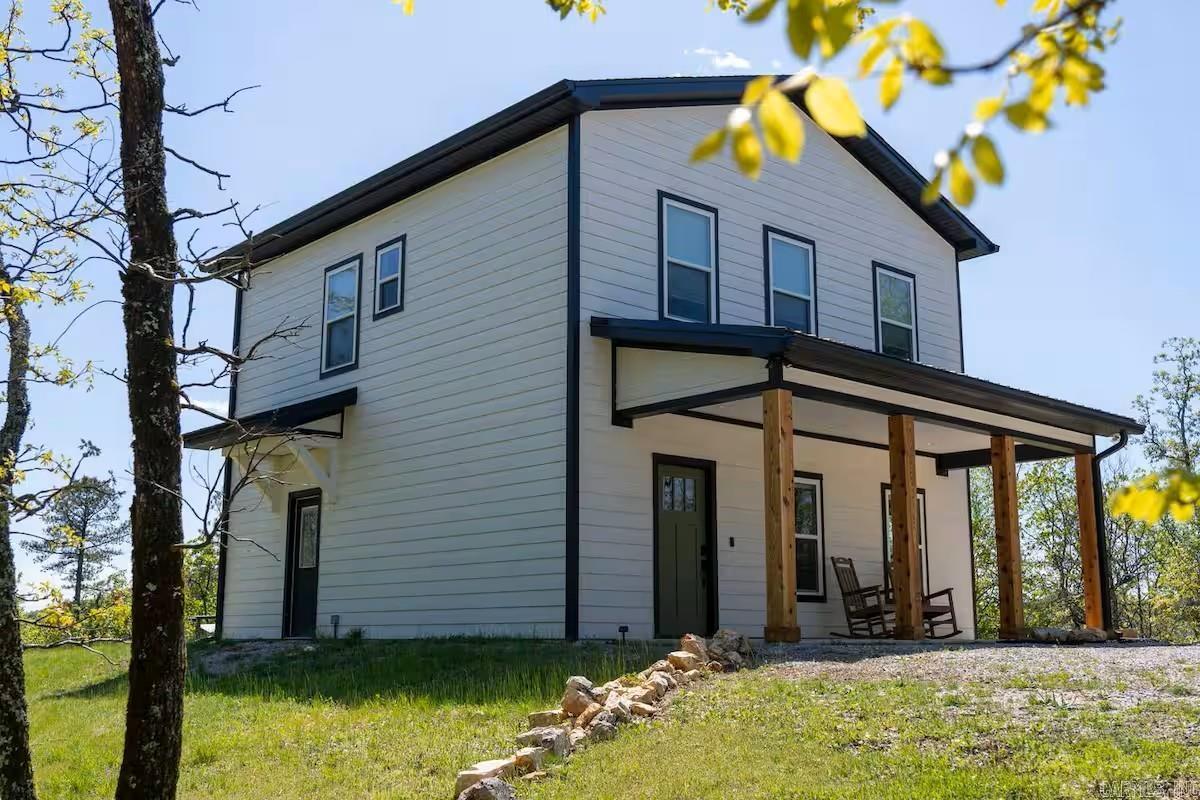 1056 Peaceful Valley Road Property Photo 1