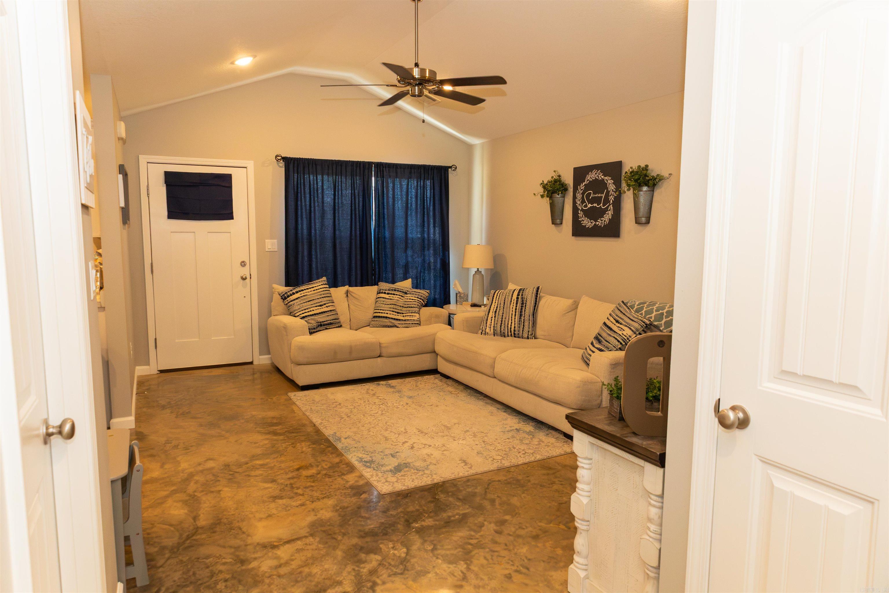 108 Drake Property Photo 18