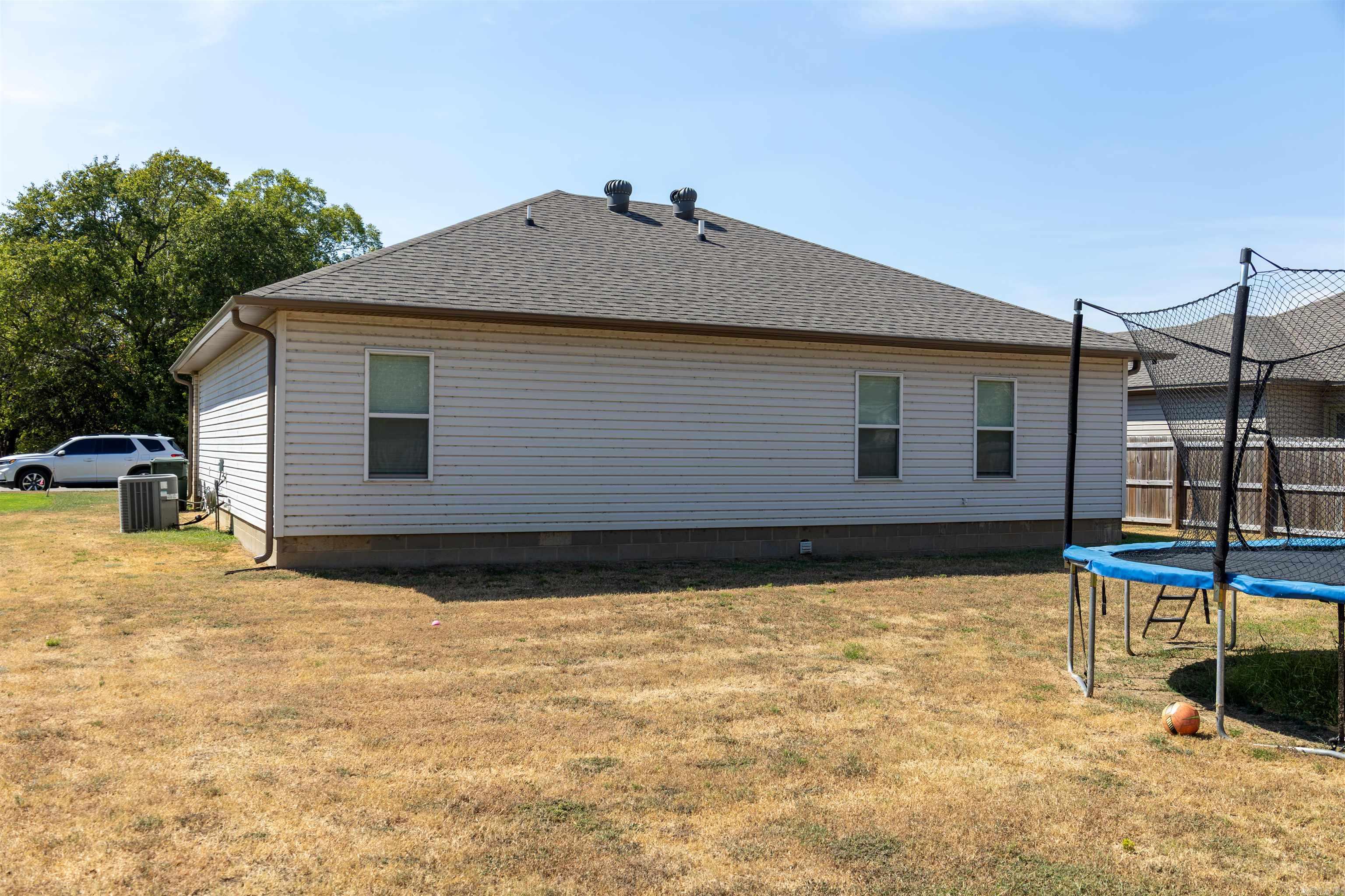 108 Drake Property Photo 20