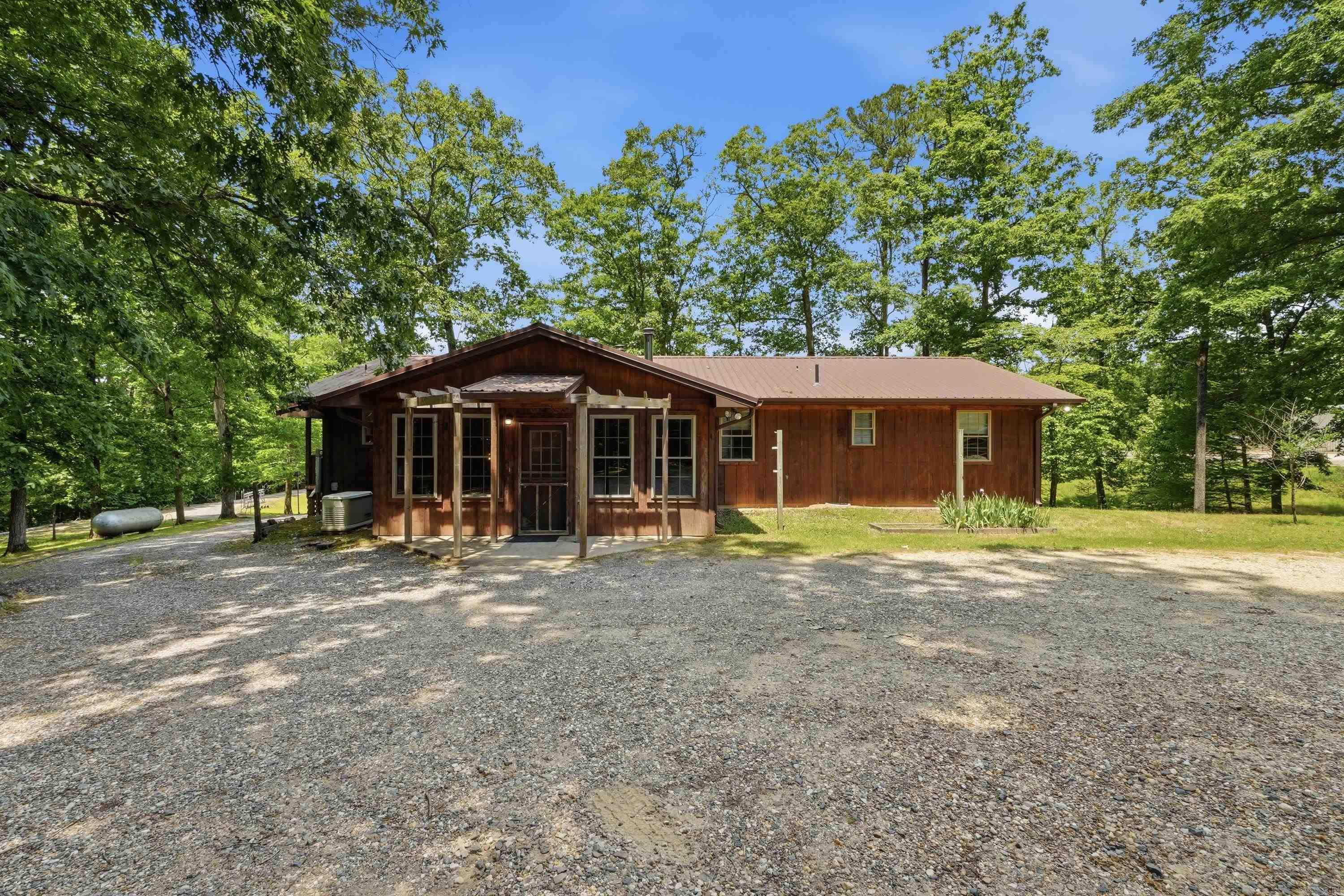 4401 Peeler Bend Road Property Photo 2