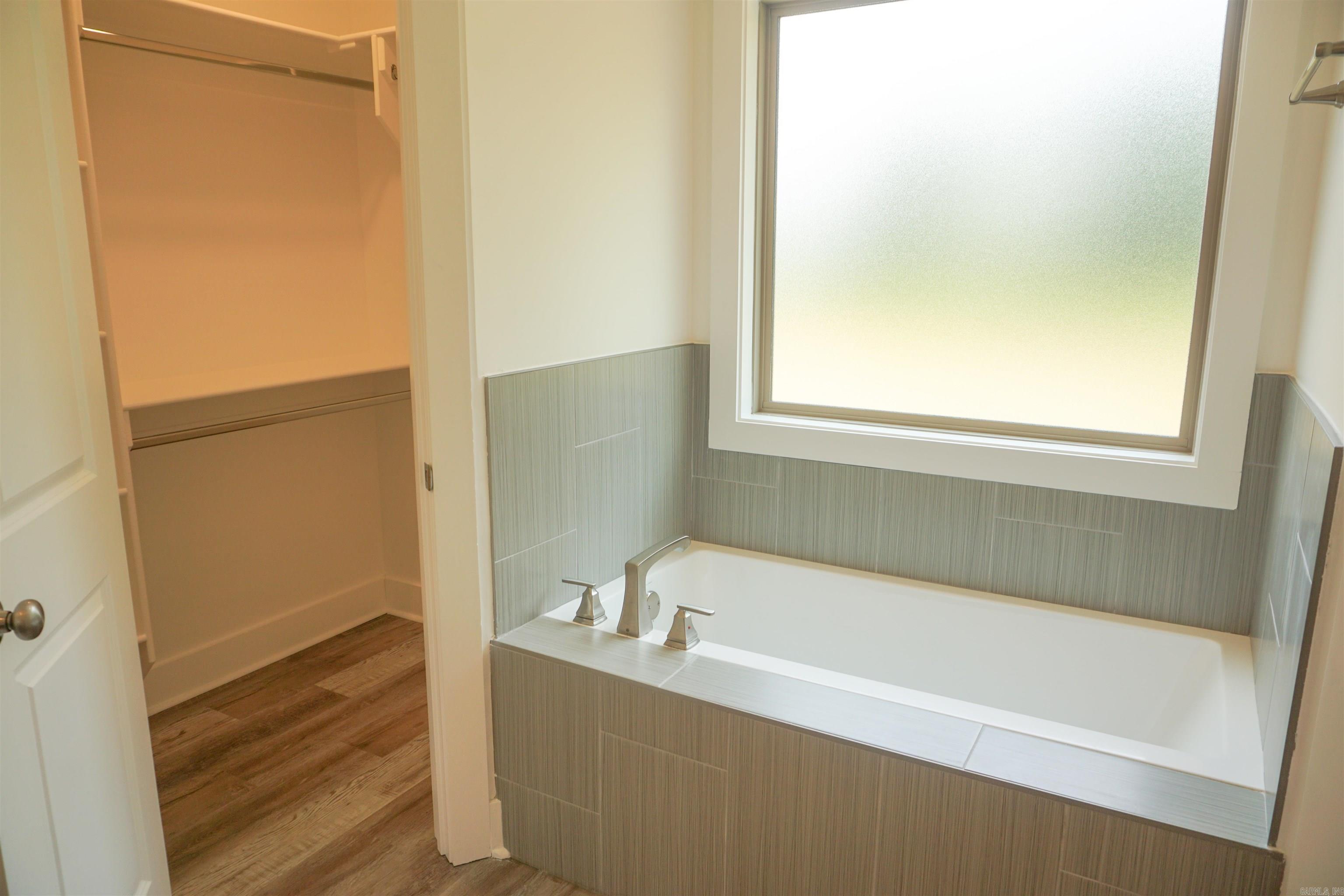 616 Prospect Valley Drive Property Photo 12
