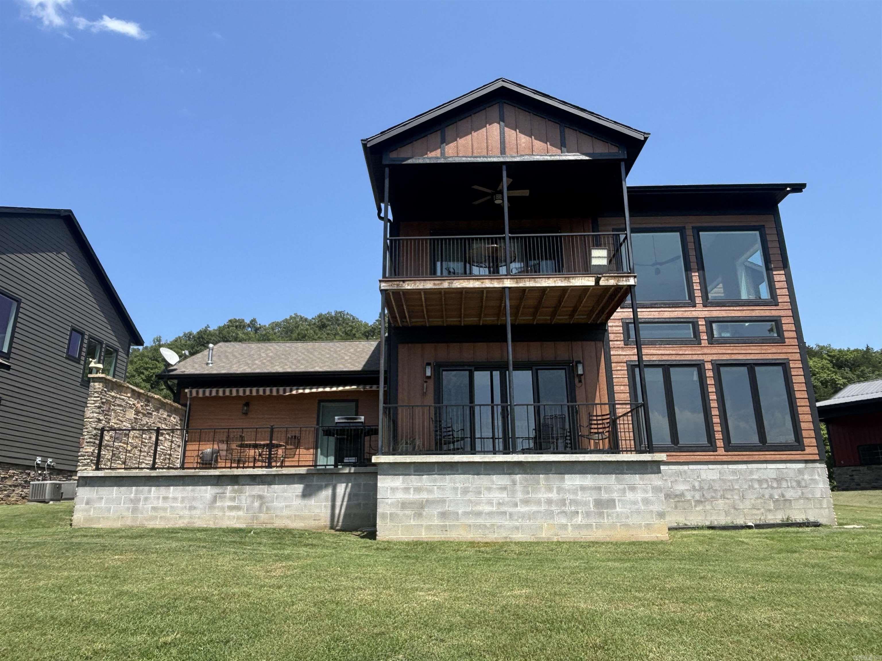 61 Sowbug Circle Property Photo 4