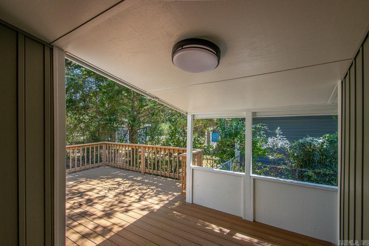805 N Pierce Street Property Photo 26