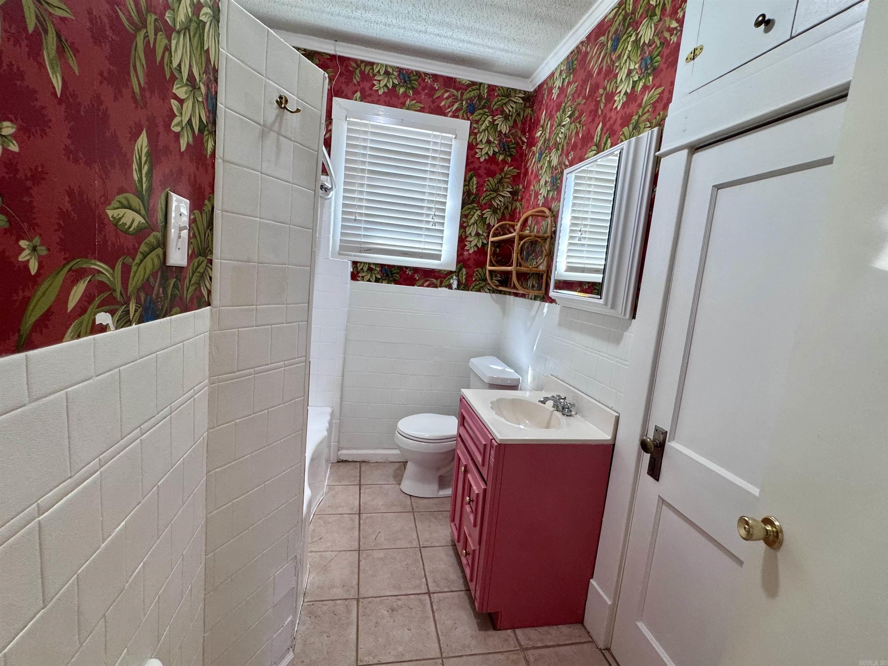 4805 Lee Avenue Property Photo 9
