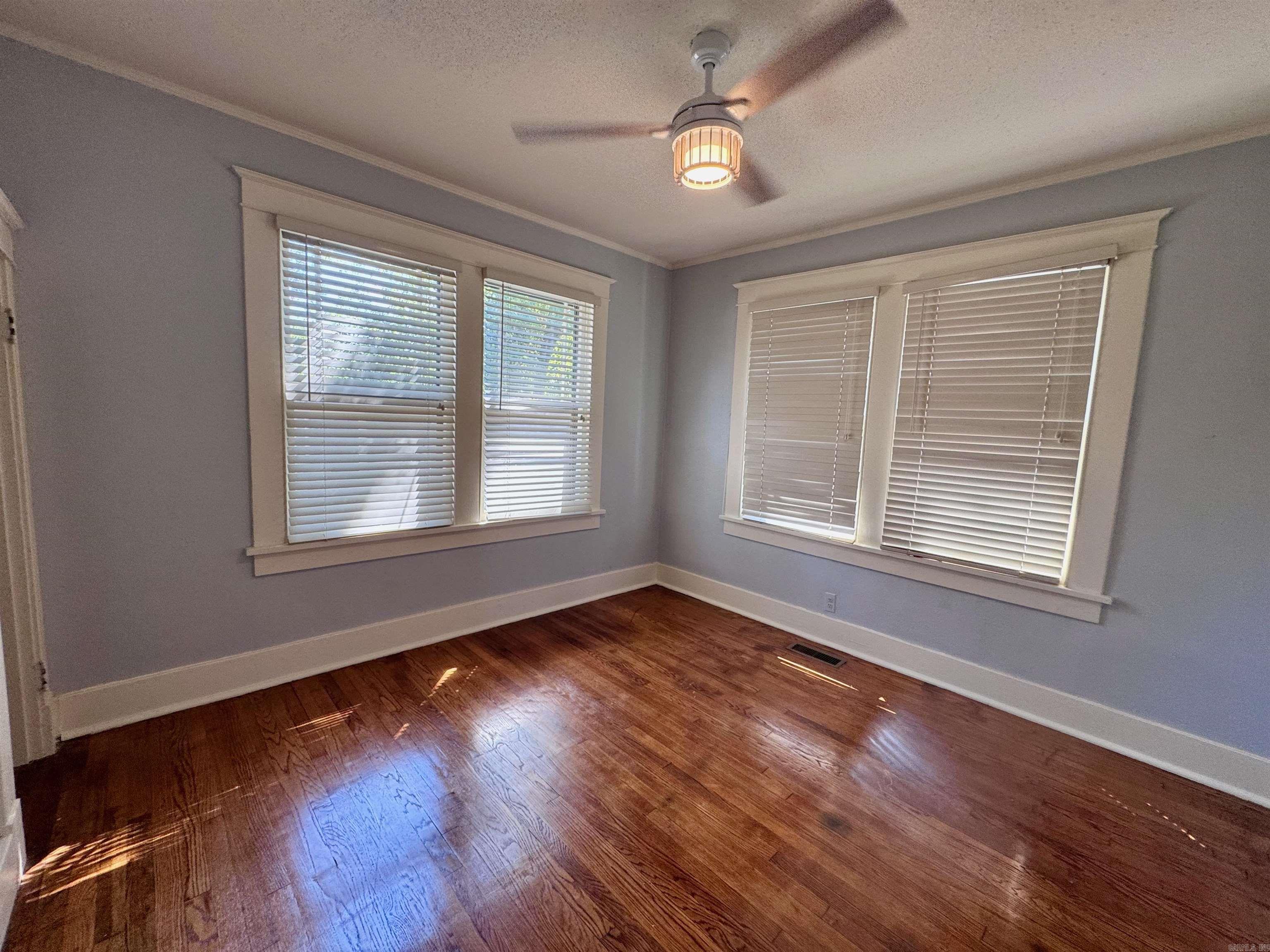 4805 Lee Avenue Property Photo 13