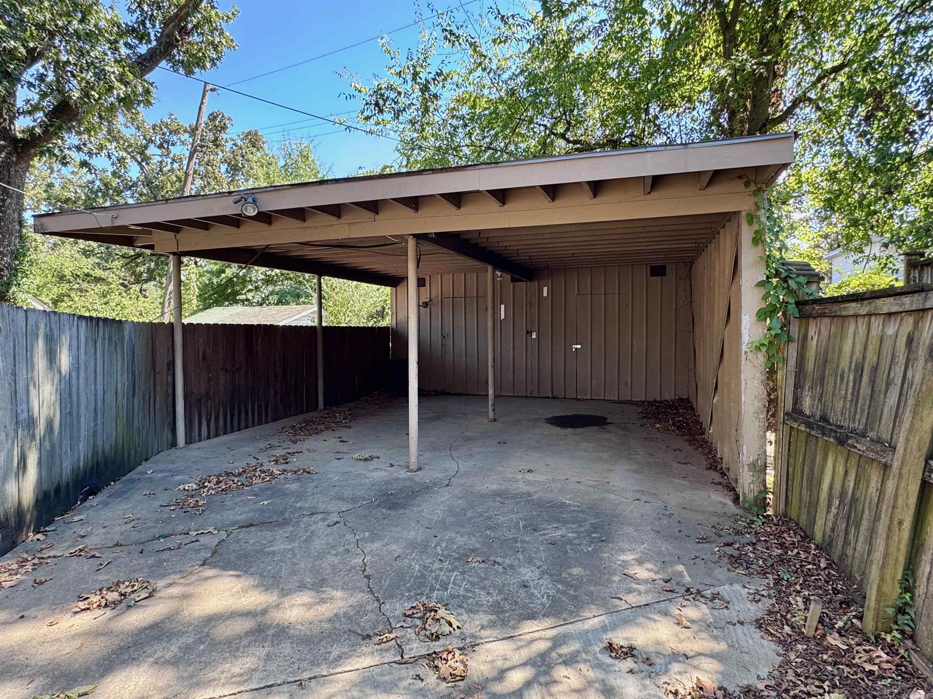 4805 Lee Avenue Property Photo 20