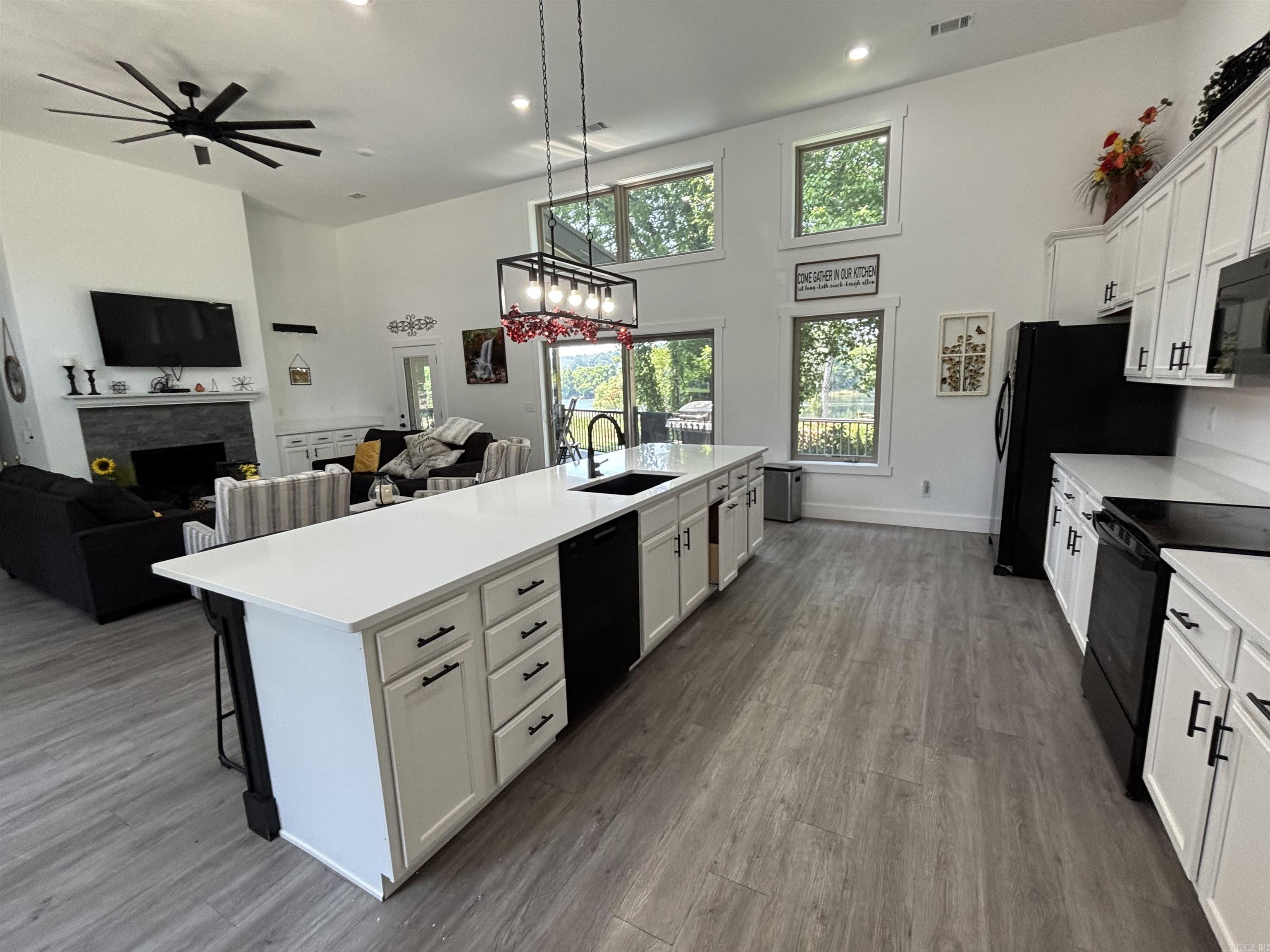 30 Sculpin Lane Property Photo 9