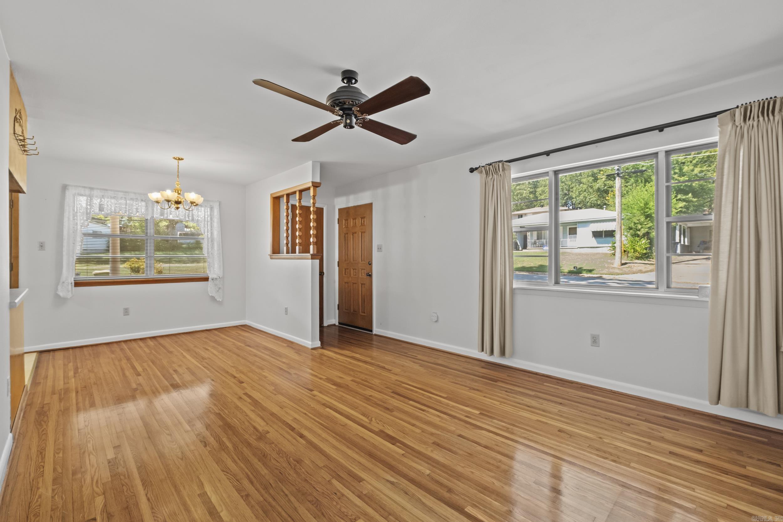1010 W 54th Street Property Photo 4