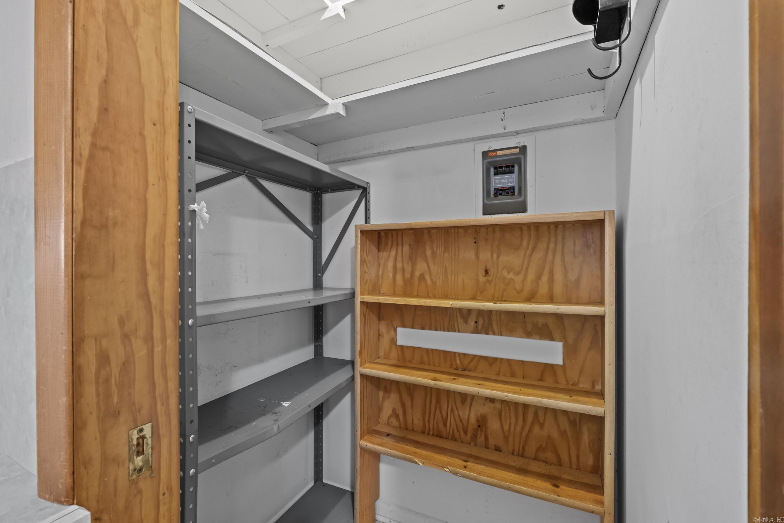 1010 W 54th Street Property Photo 13