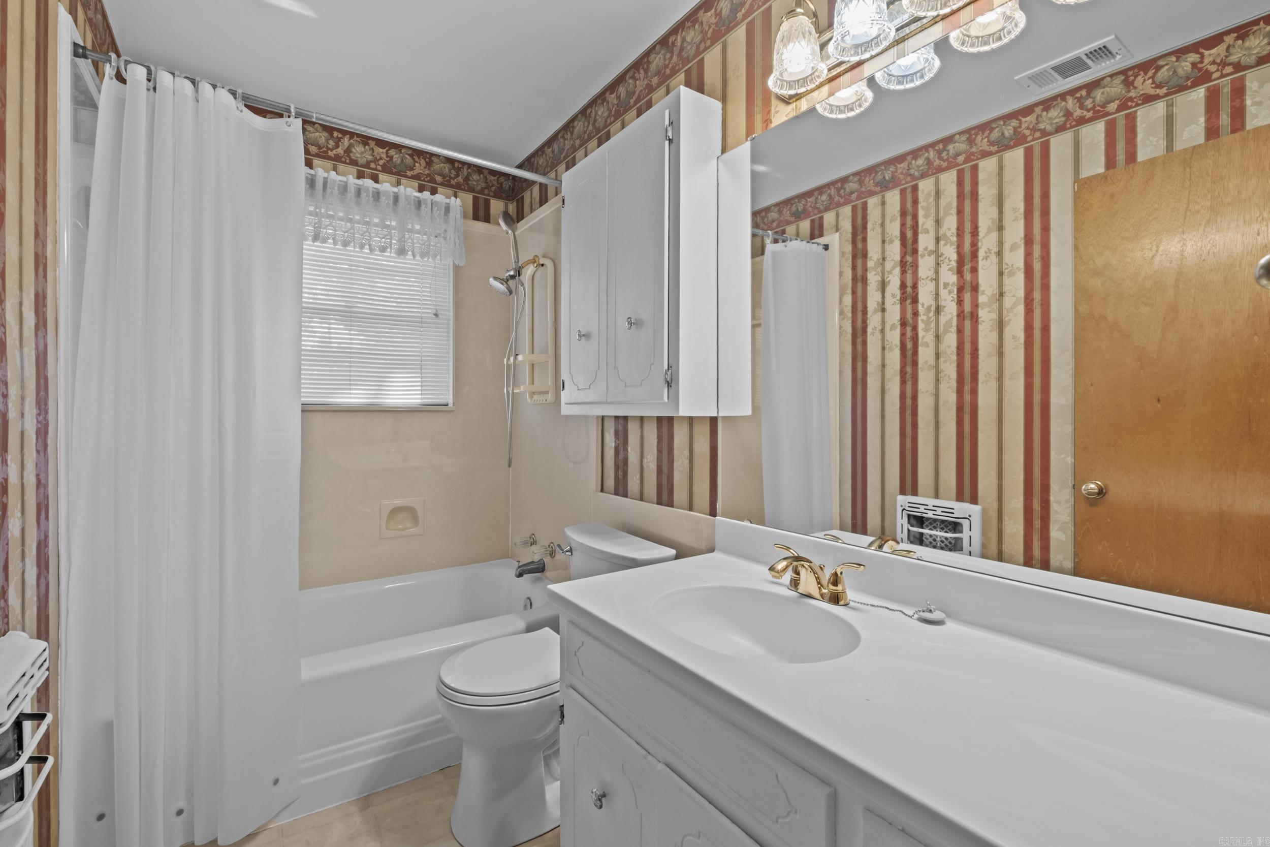 1010 W 54th Street Property Photo 21