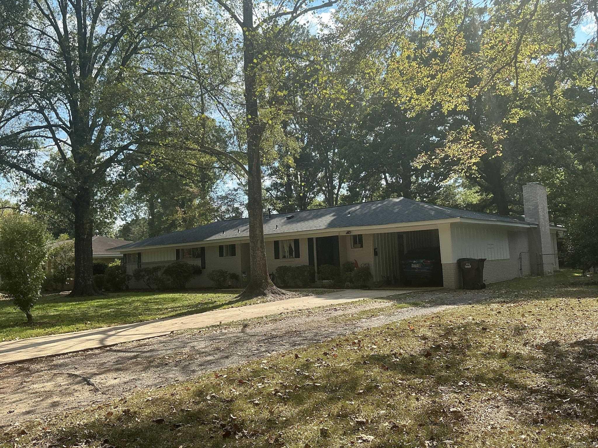 806 Pecan Property Photo 6