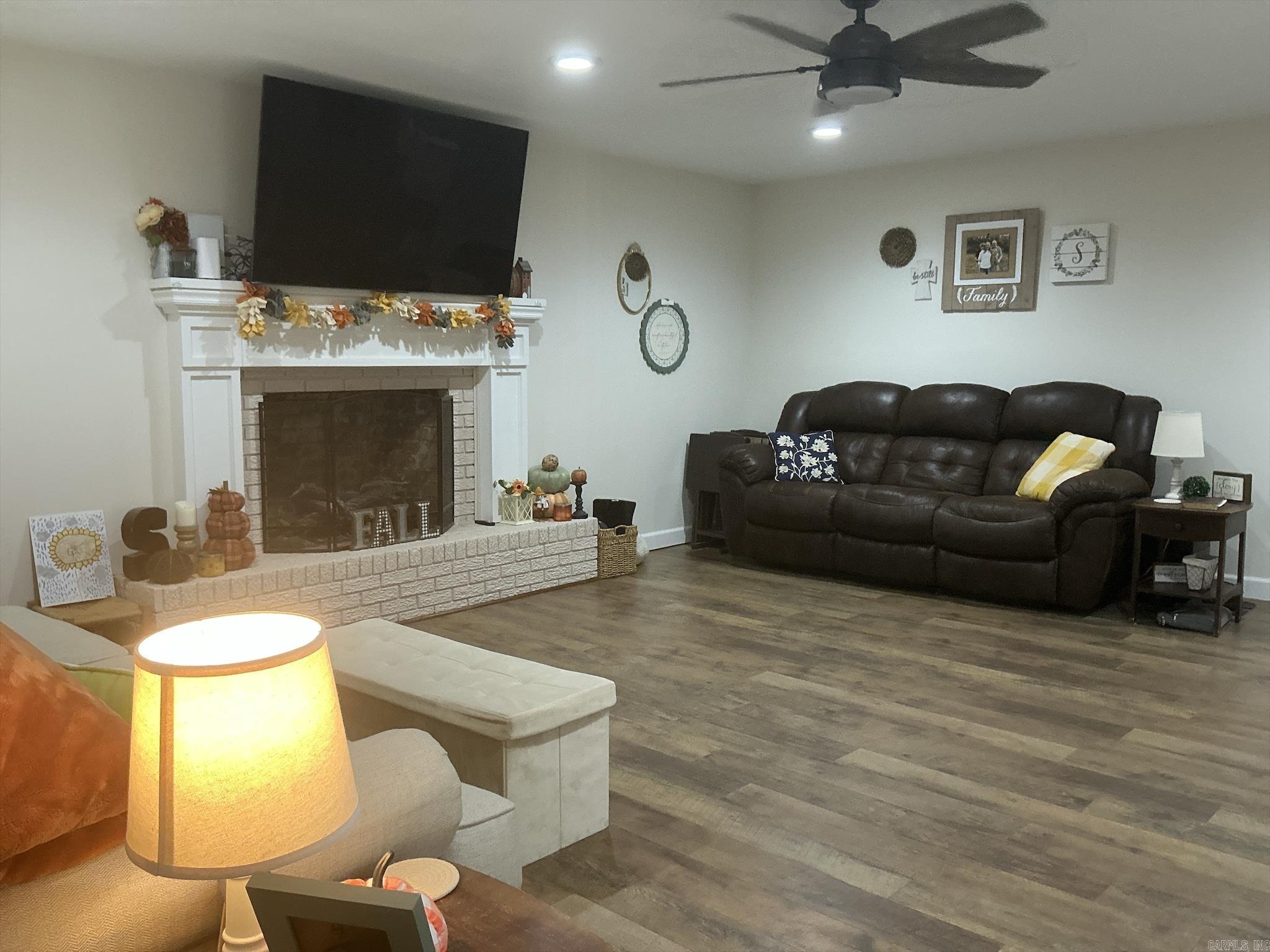 806 Pecan Property Photo 24