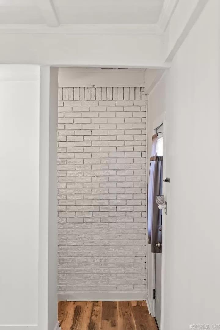 909 W 54th St Street Property Photo 17
