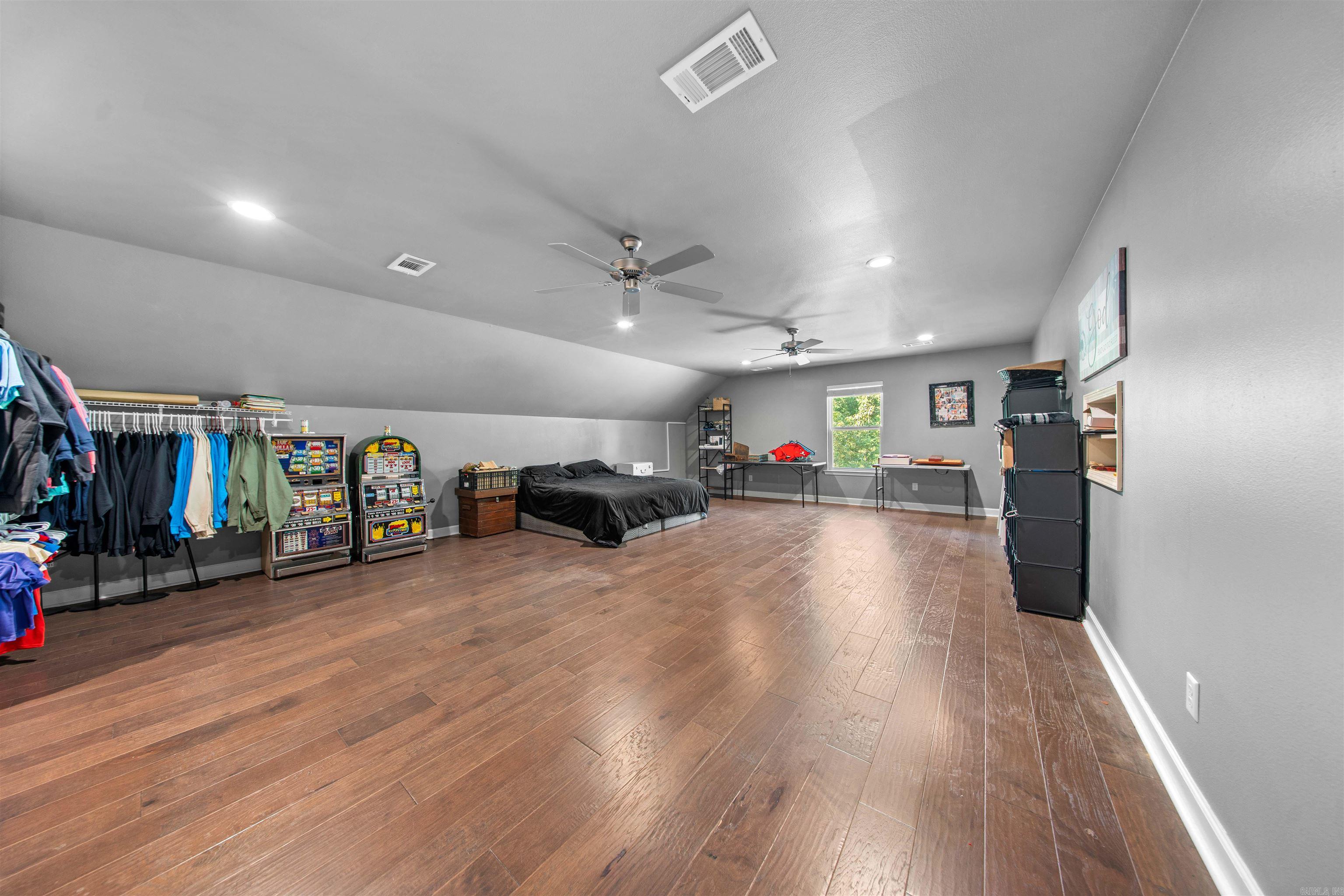 234 E Ridgewood Drive Property Photo 29