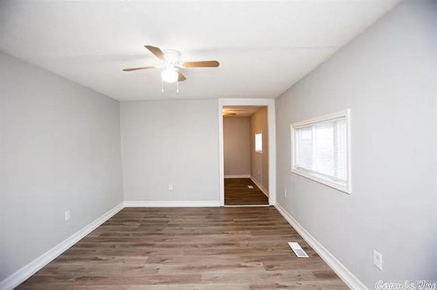 15 Eaton Dr Drive Property Photo 3