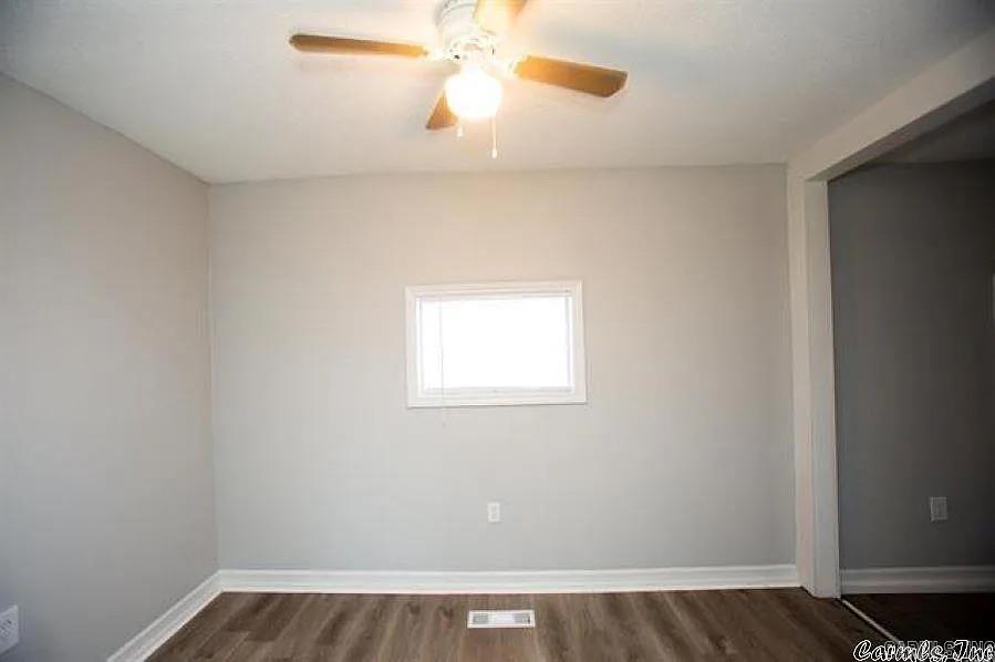 15 Eaton Dr Drive Property Photo 4