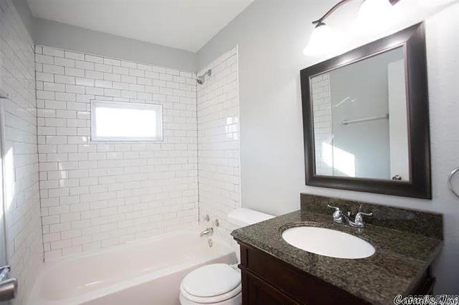15 Eaton Dr Drive Property Photo 12