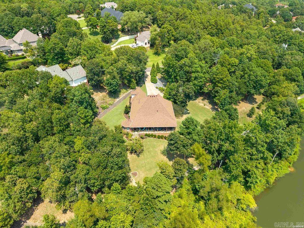 311 Oak Shores Circle Property Photo 33