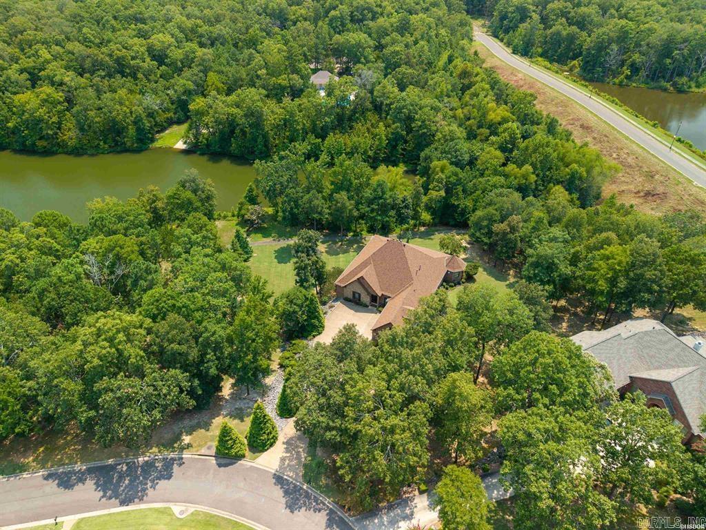 311 Oak Shores Circle Property Photo 35