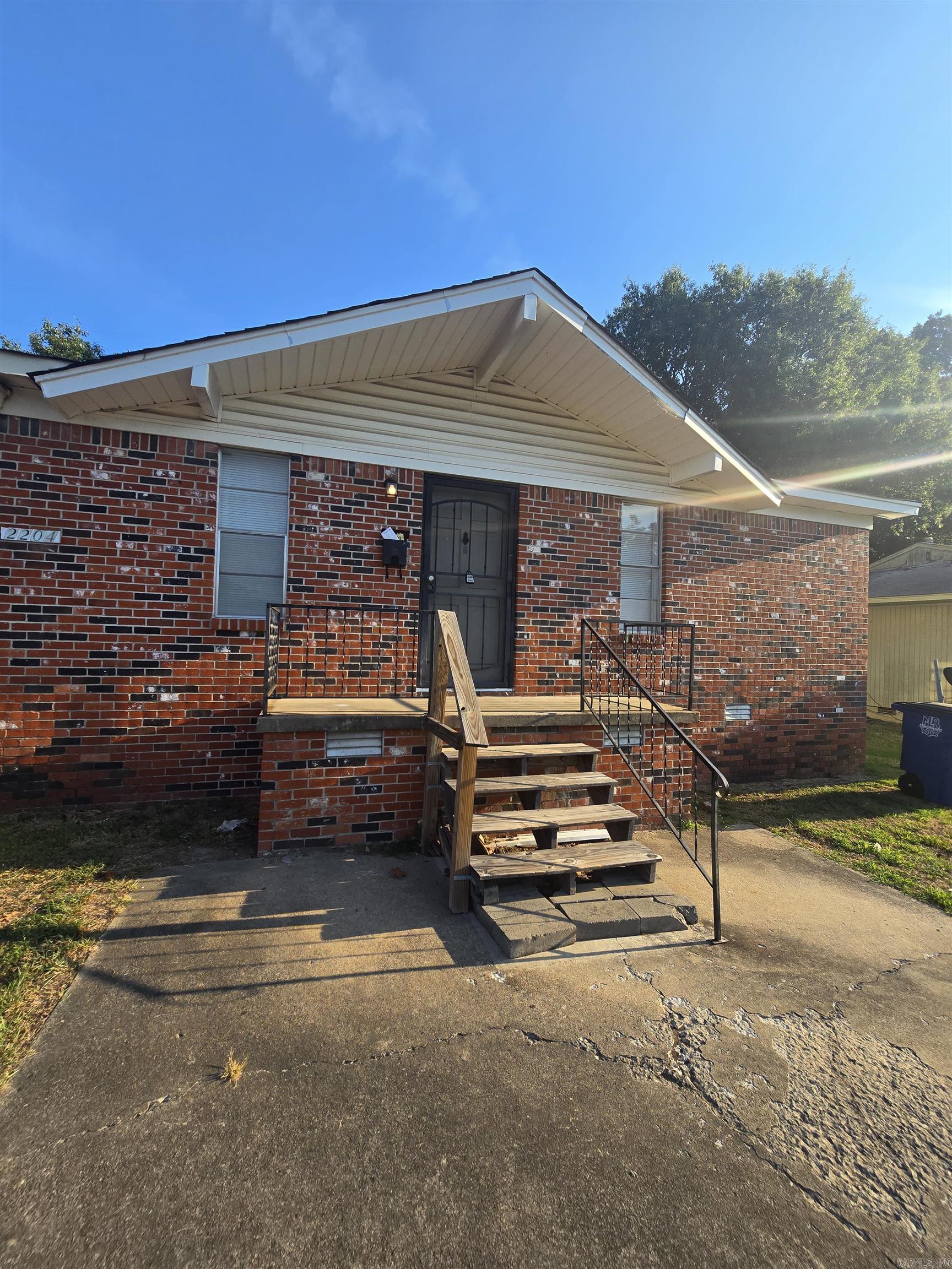 2204 Virginia Drive B Property Photo 11