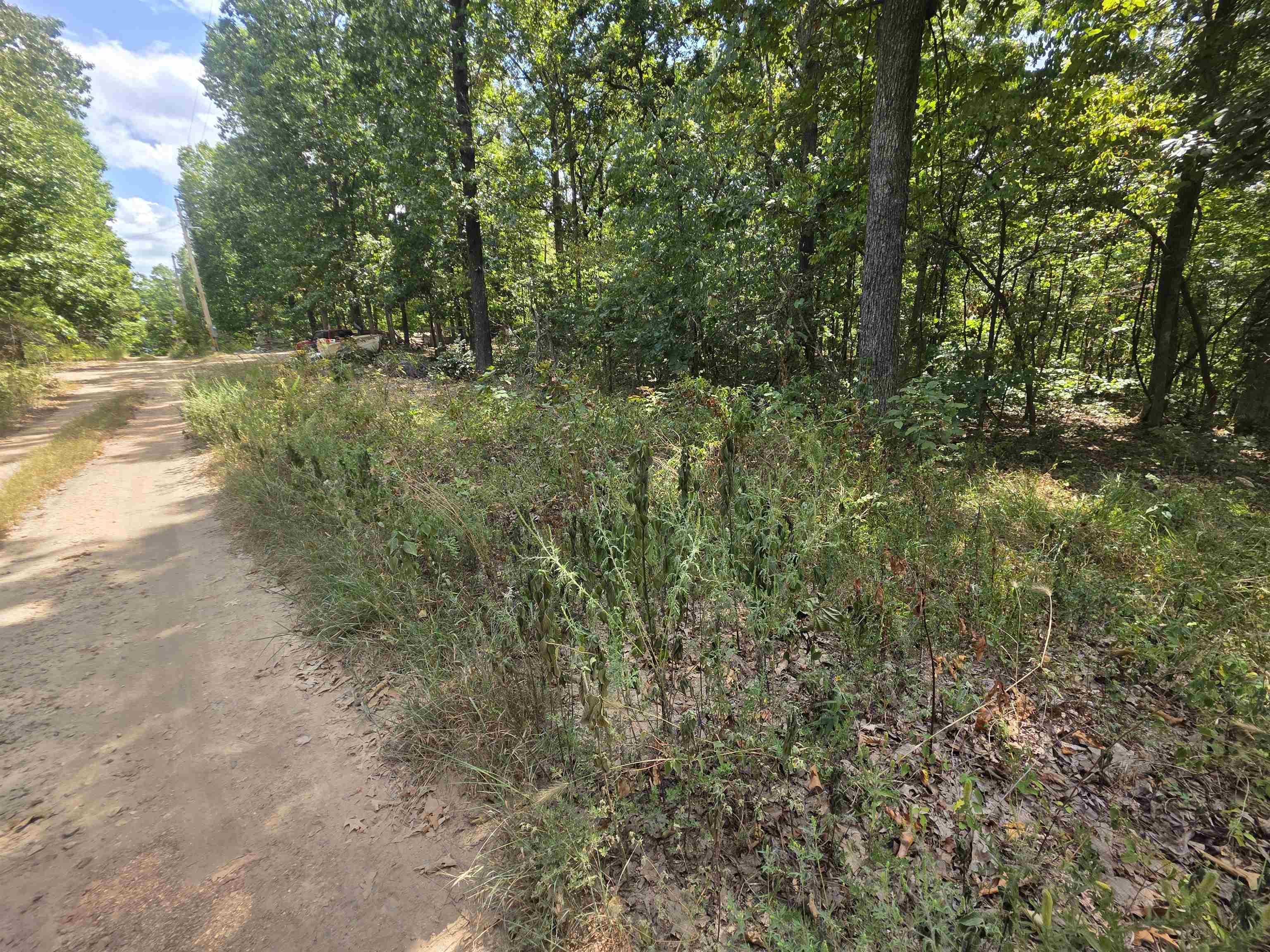 L8 B17 Hitching Post Road Property Photo 5