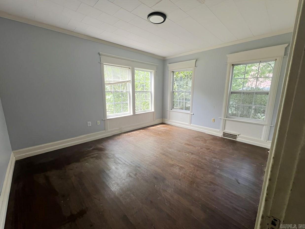 811 Dalton Street Property Photo 7
